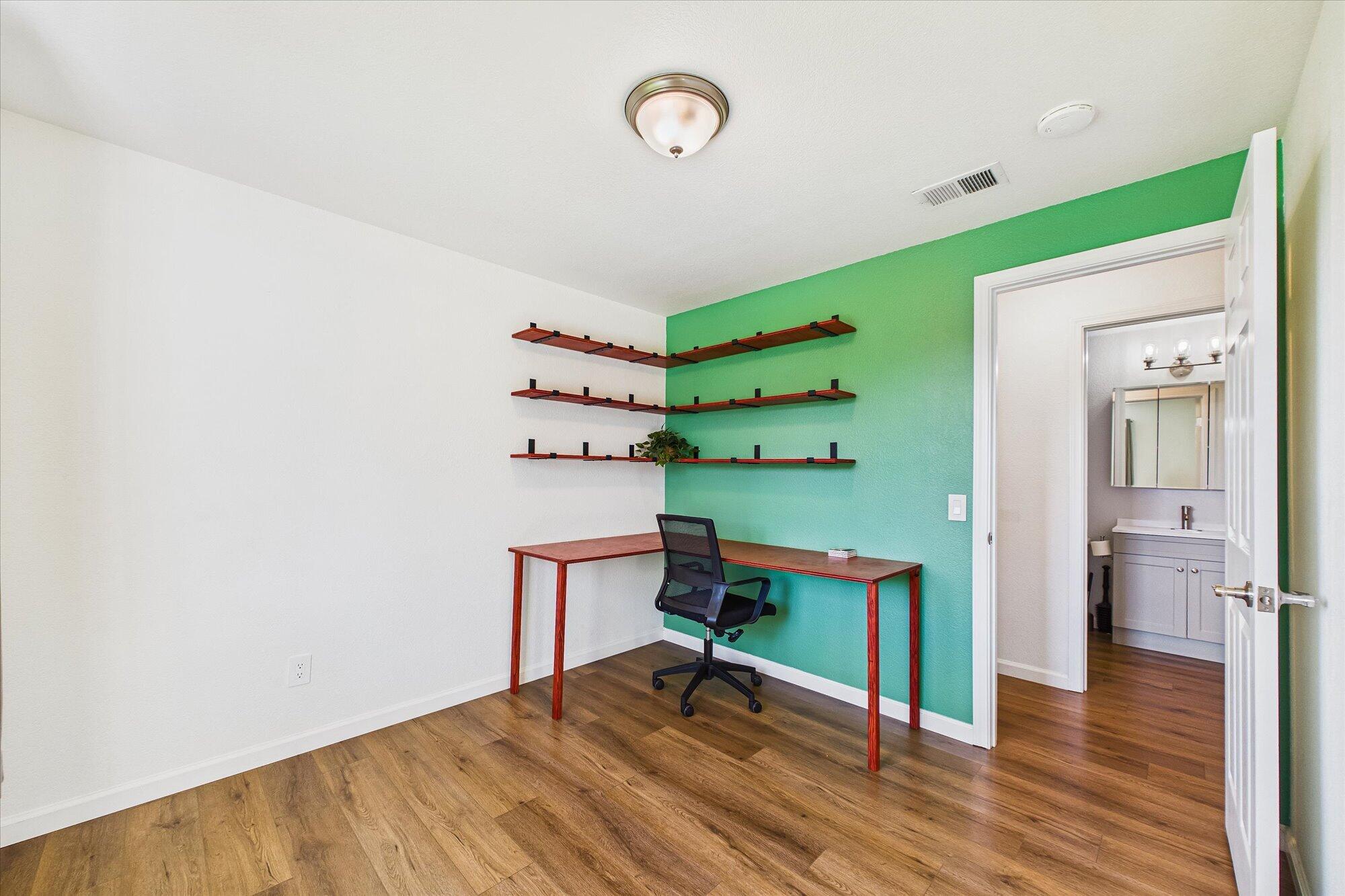 1932 Mckinleyville Avenue, McKinleyville