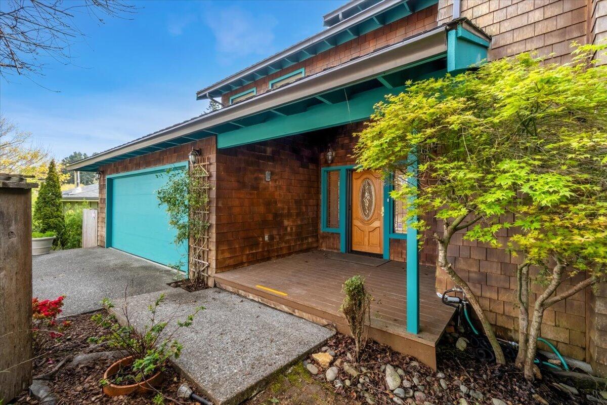 2008 Burns Drive