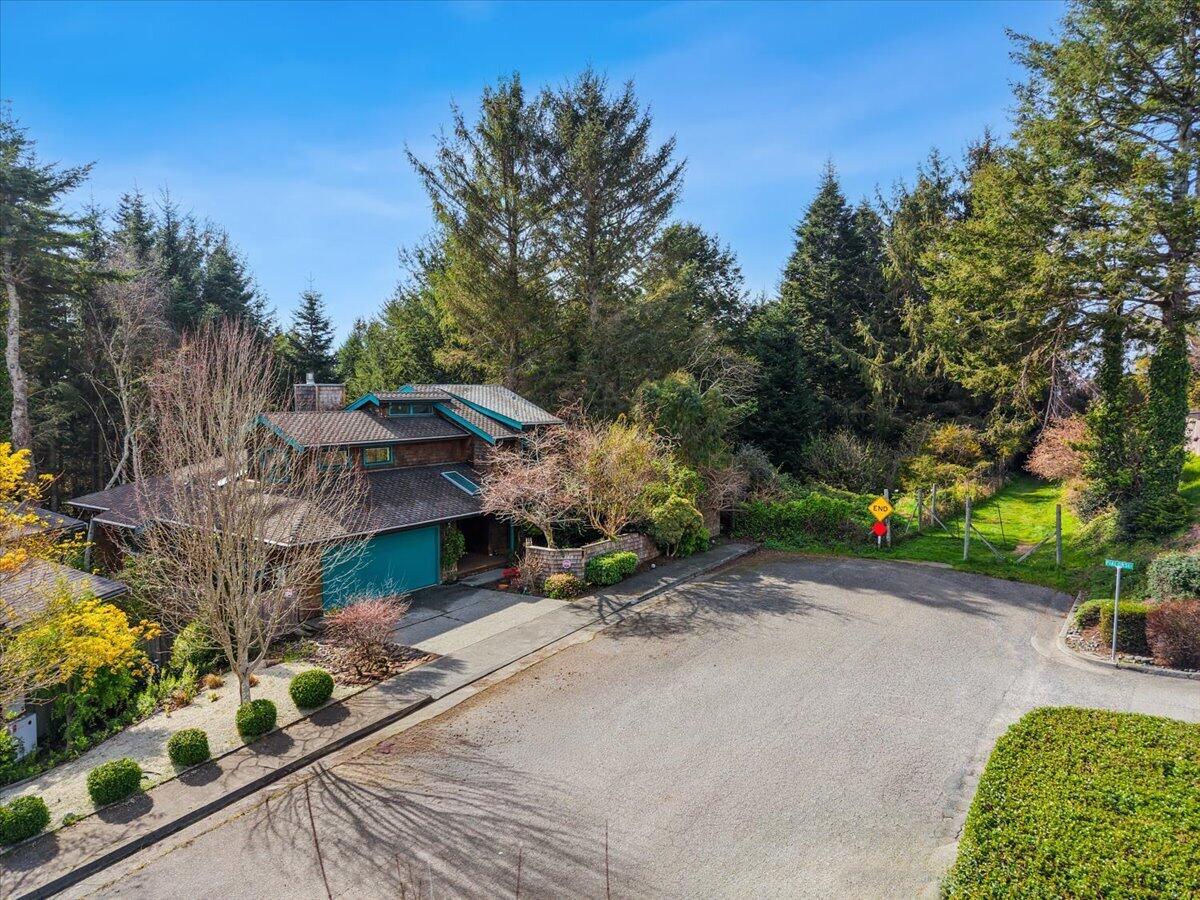 2008 Burns Drive