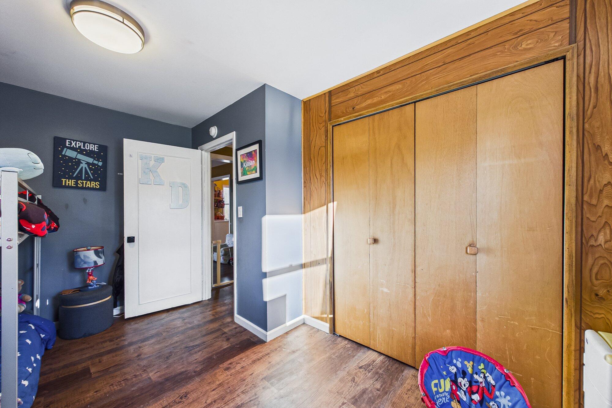 1185 Ridgewood Drive