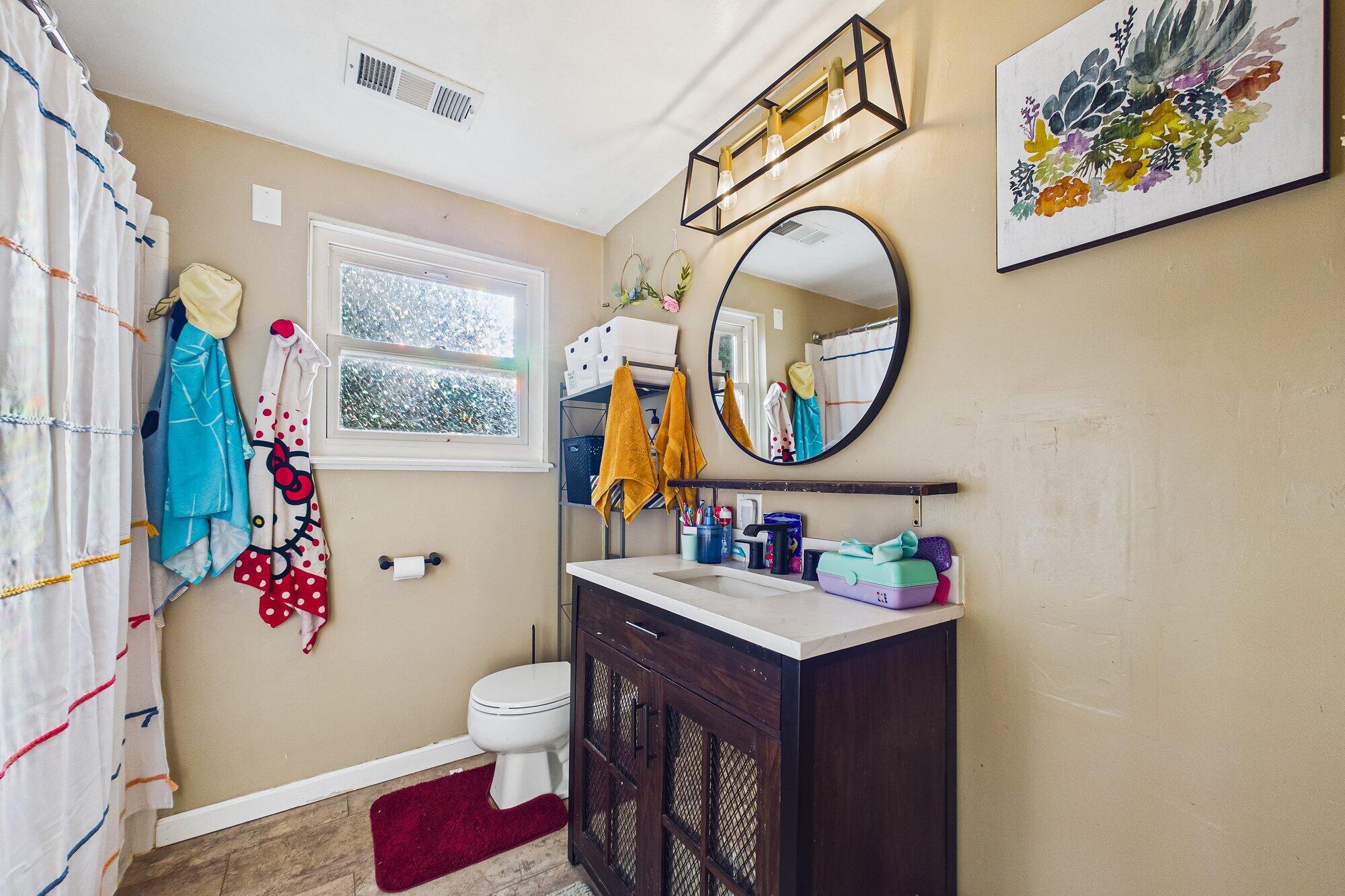 1185 Ridgewood Drive