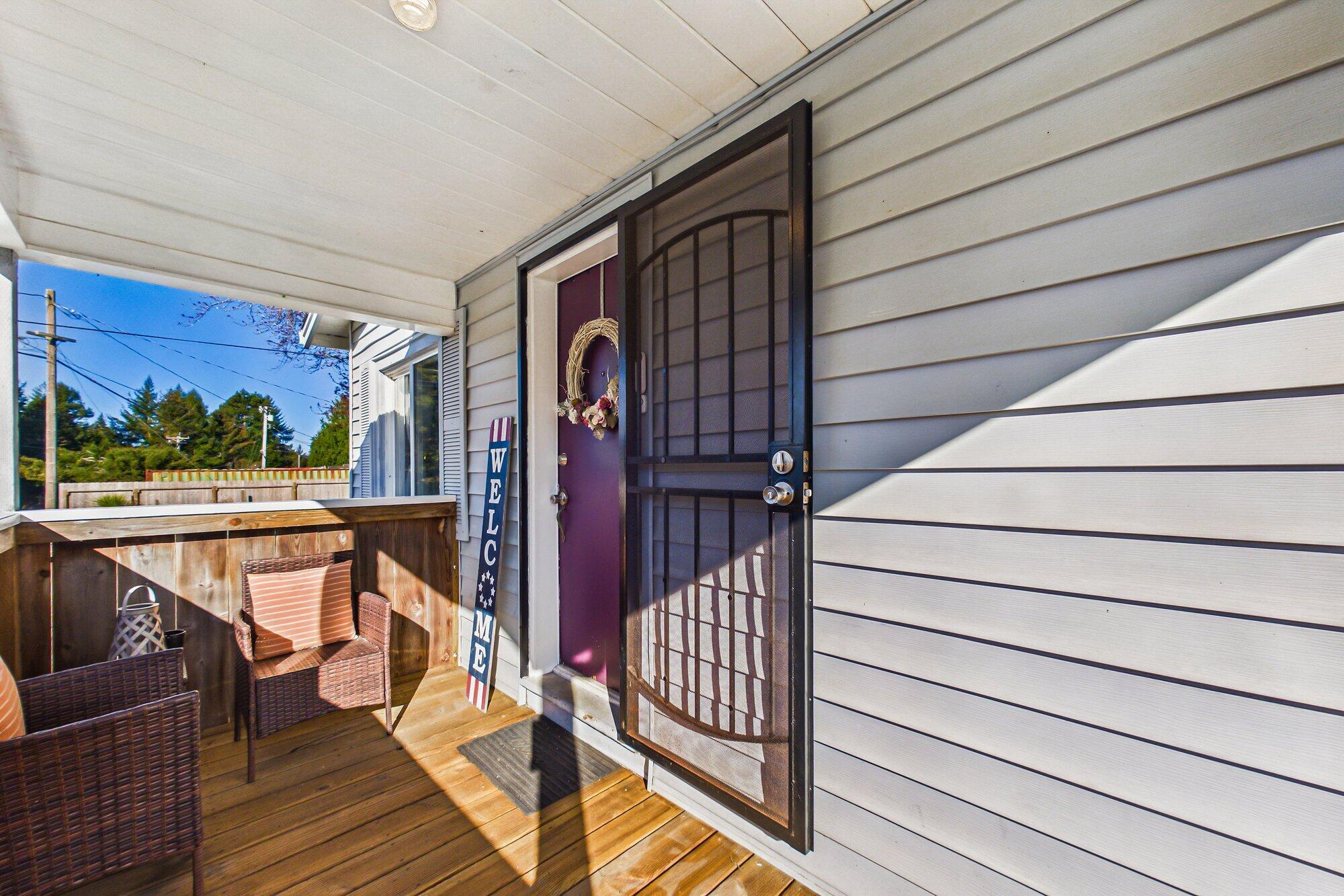 1185 Ridgewood Drive