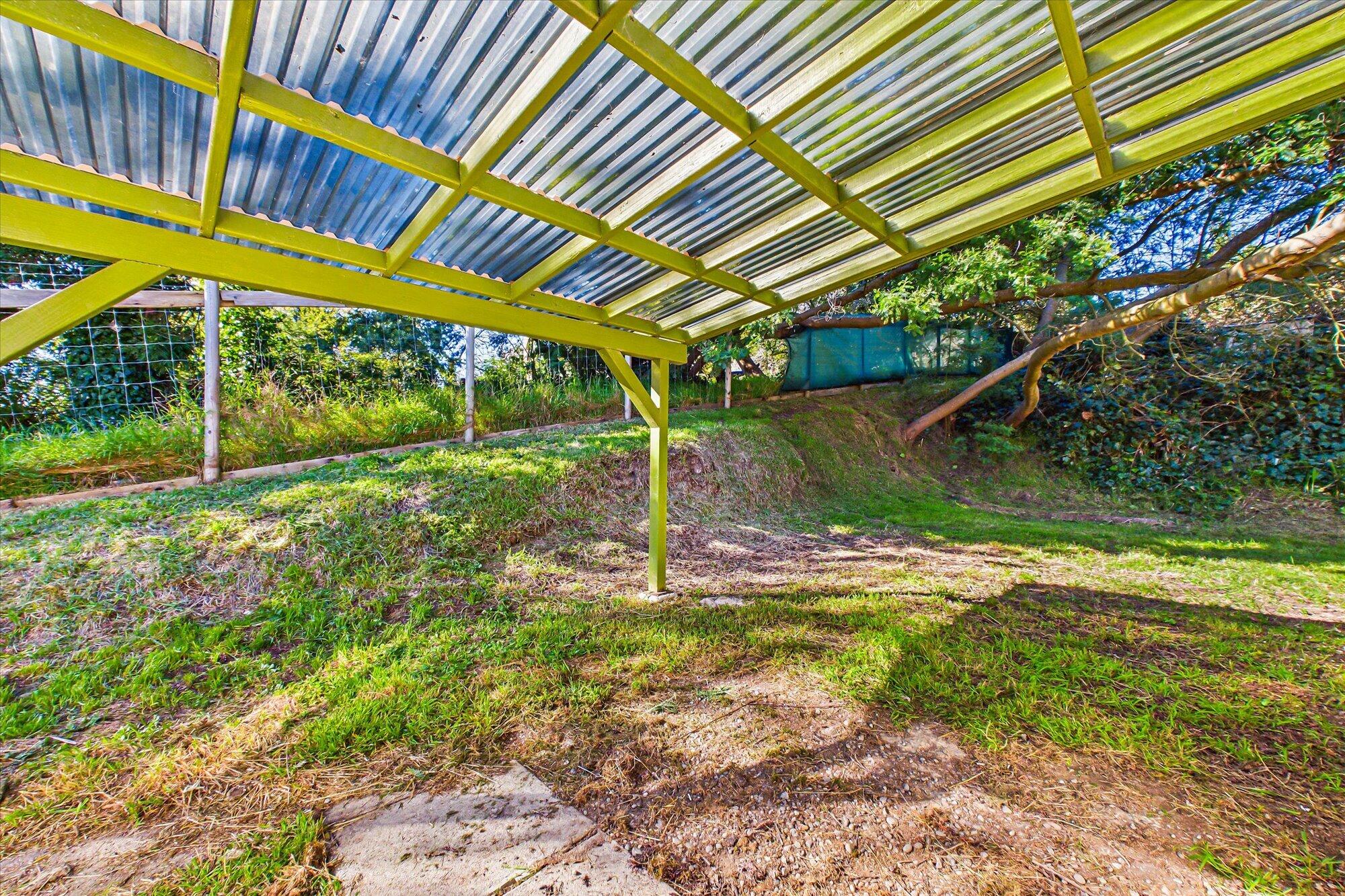 887 Fernbridge Drive