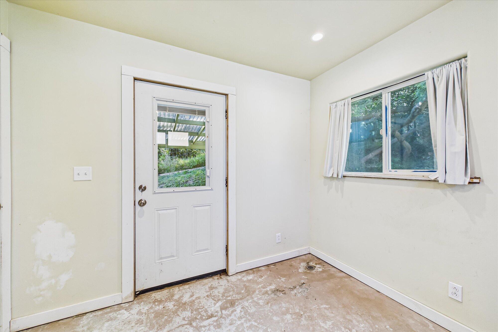 887 Fernbridge Drive
