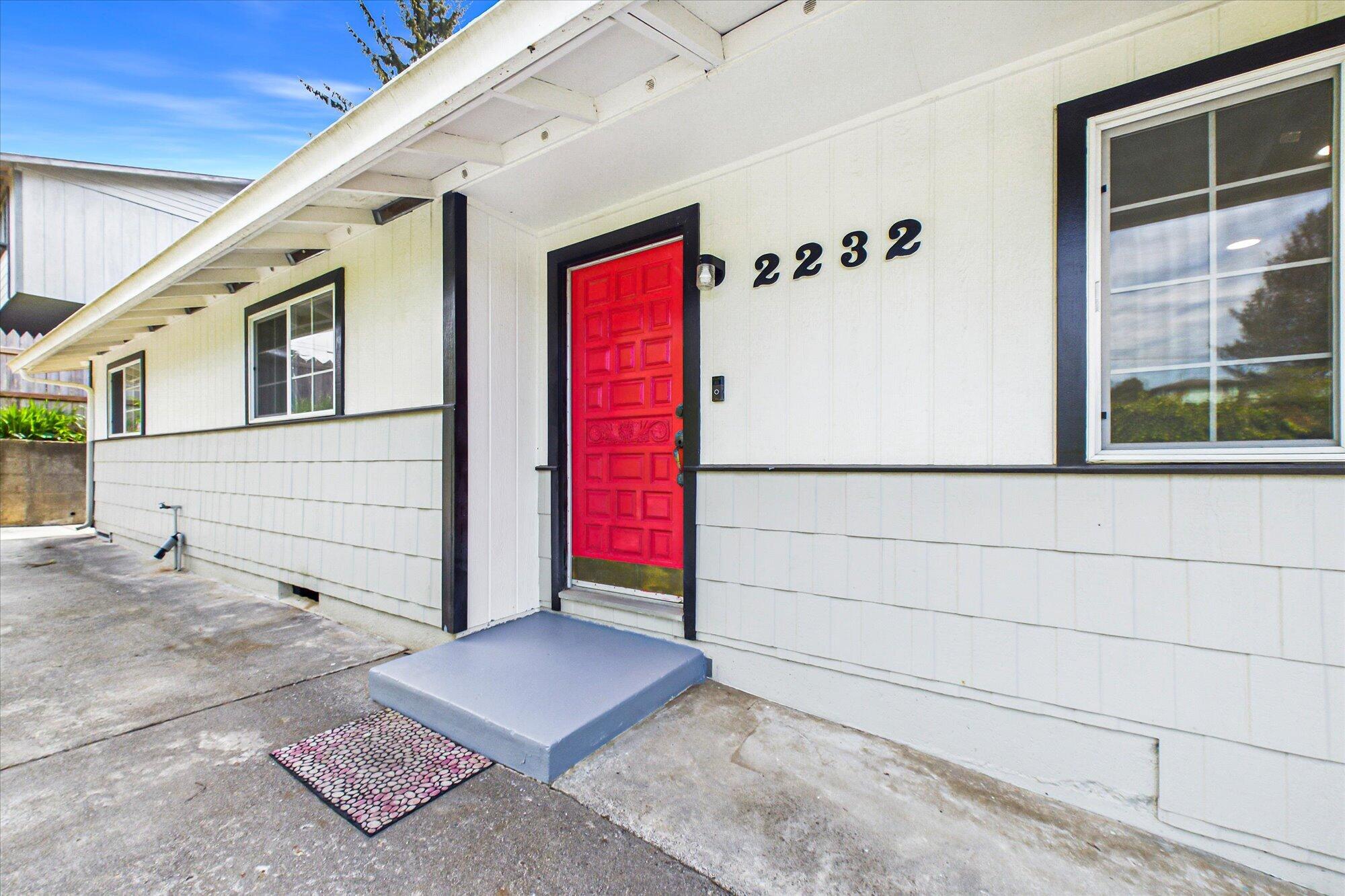 2232 Parkwood Boulevard