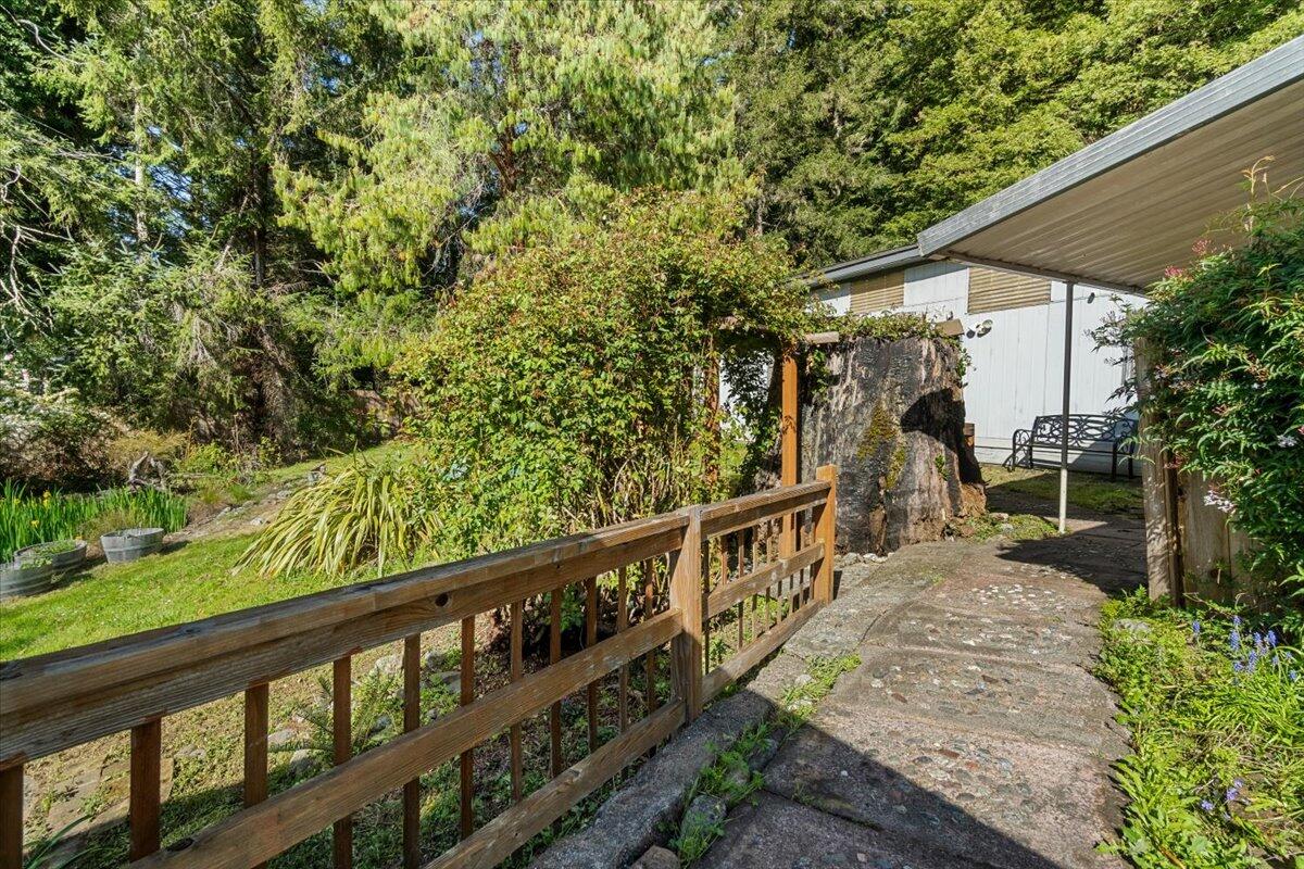 109 Red Rock Lane