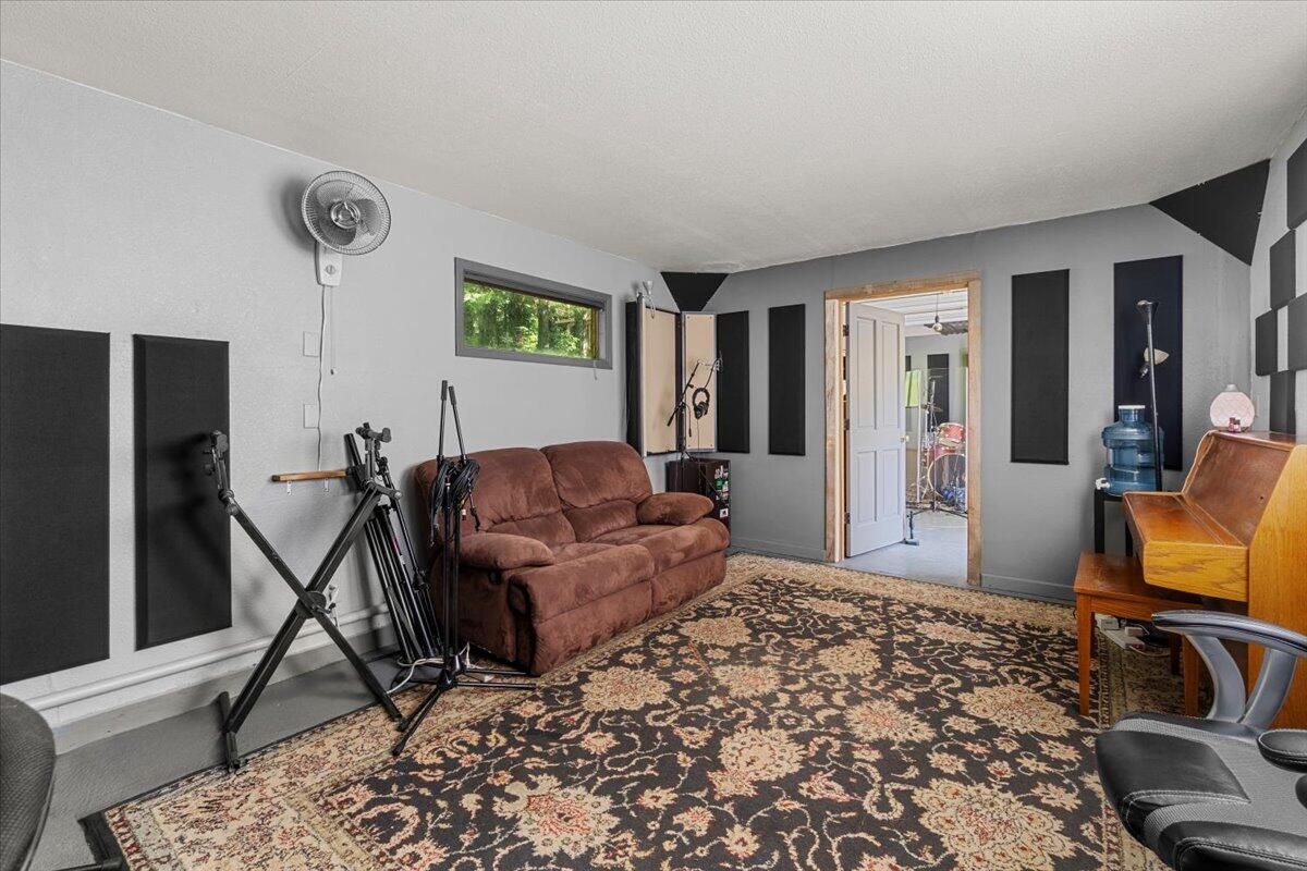 109 Red Rock Lane