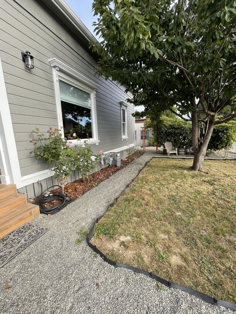 2626 Myrtle Avenue