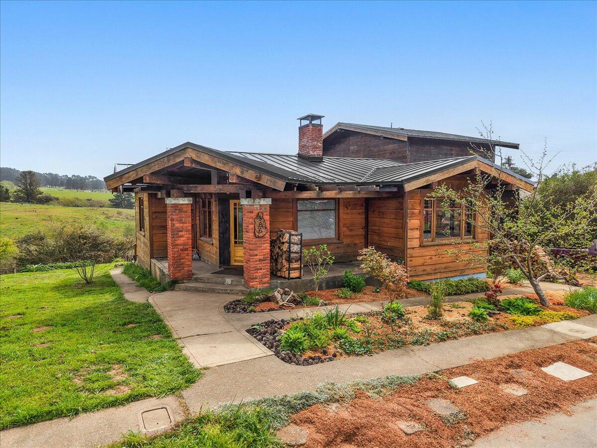 386 Loleta Drive