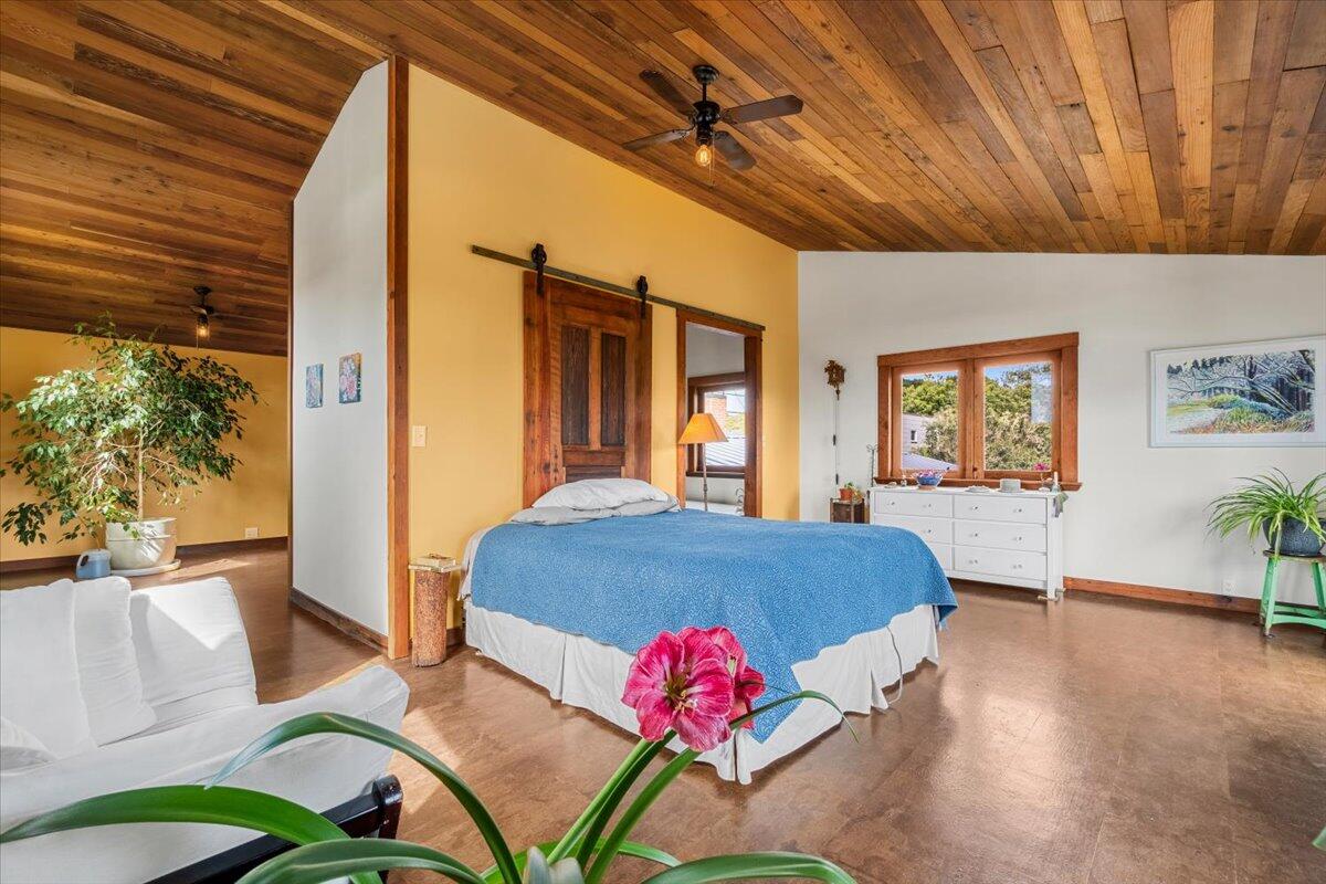386 Loleta Drive