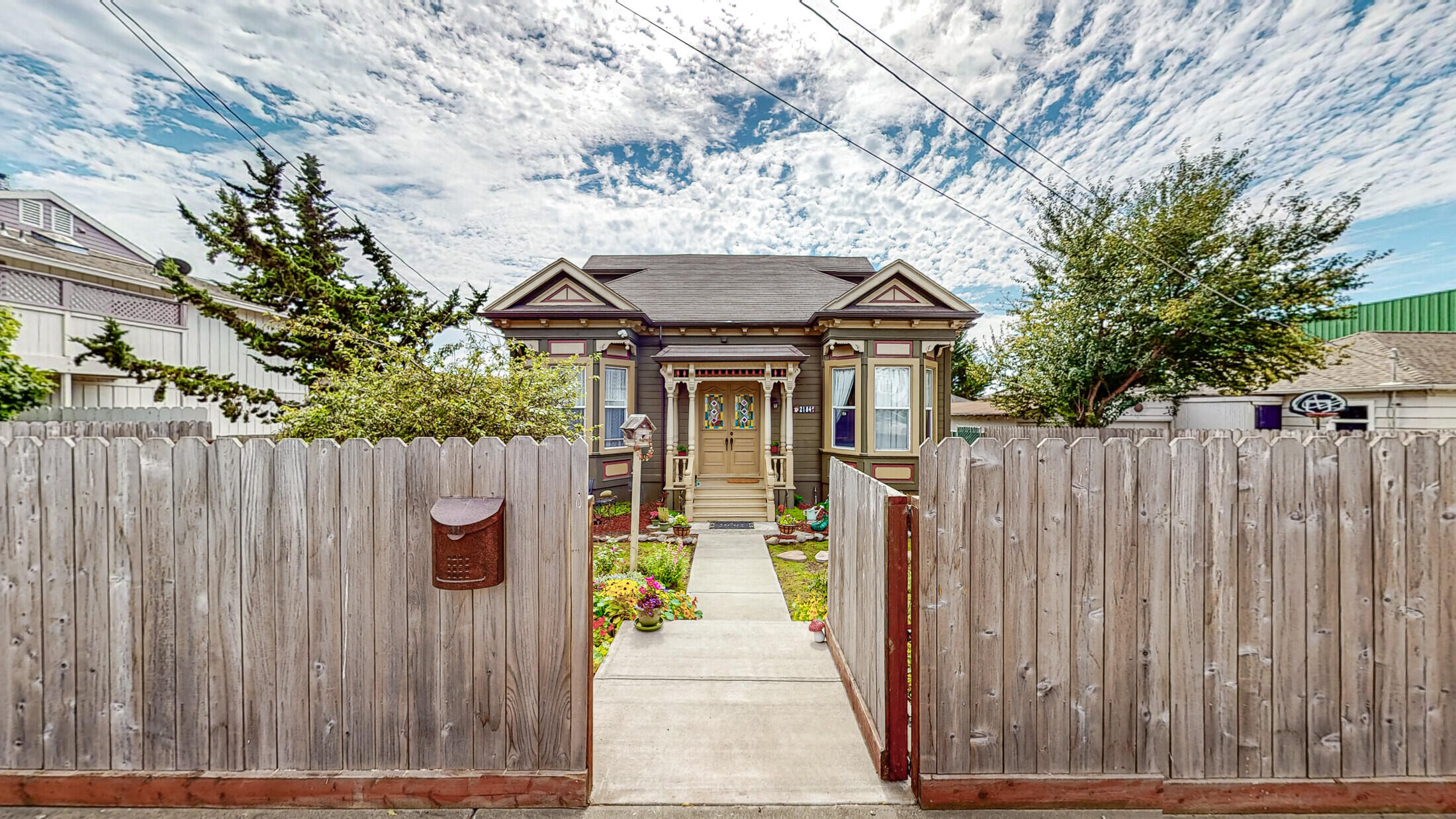 2184 Rohnerville Road