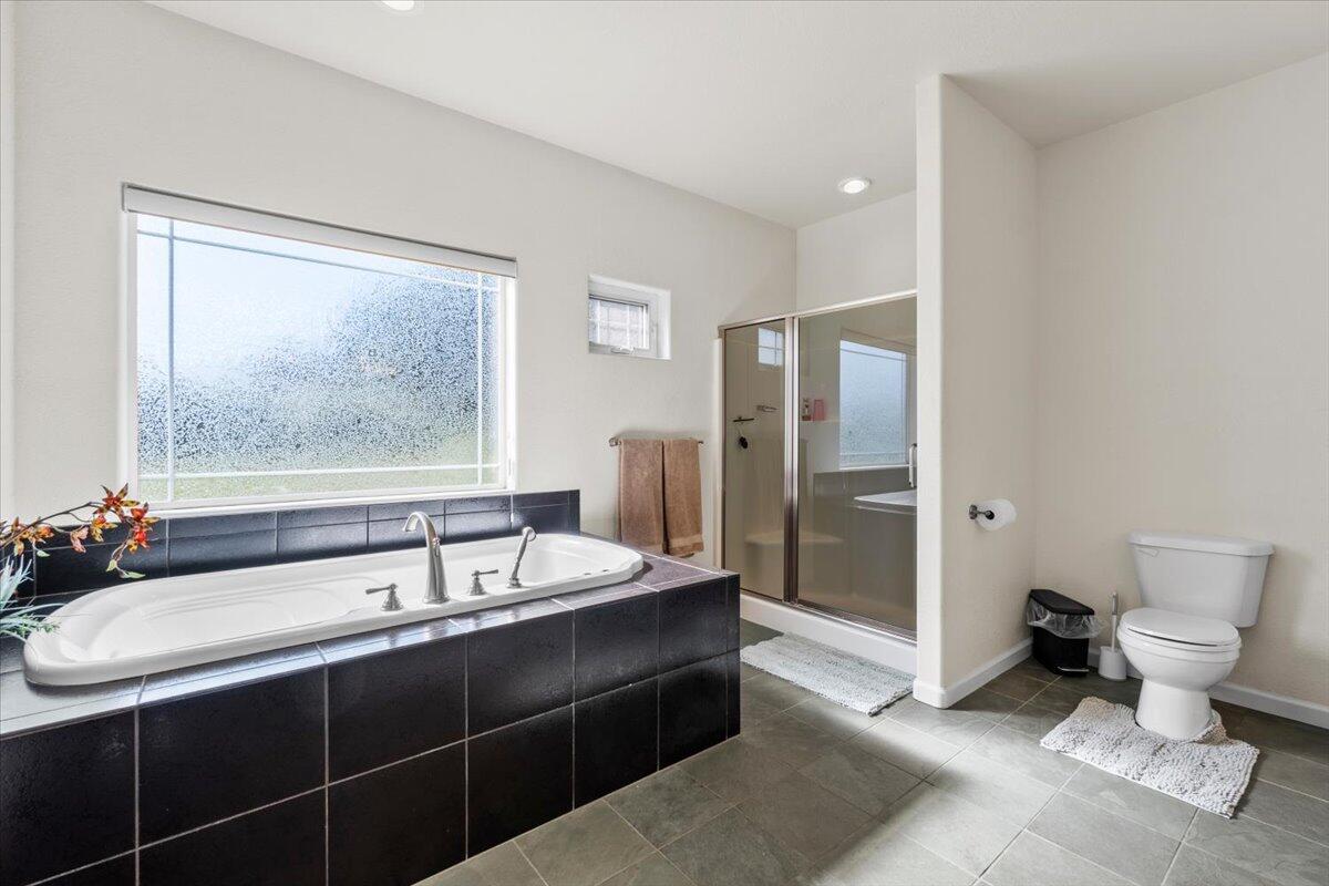 1163 Elizabeth Barcus Way