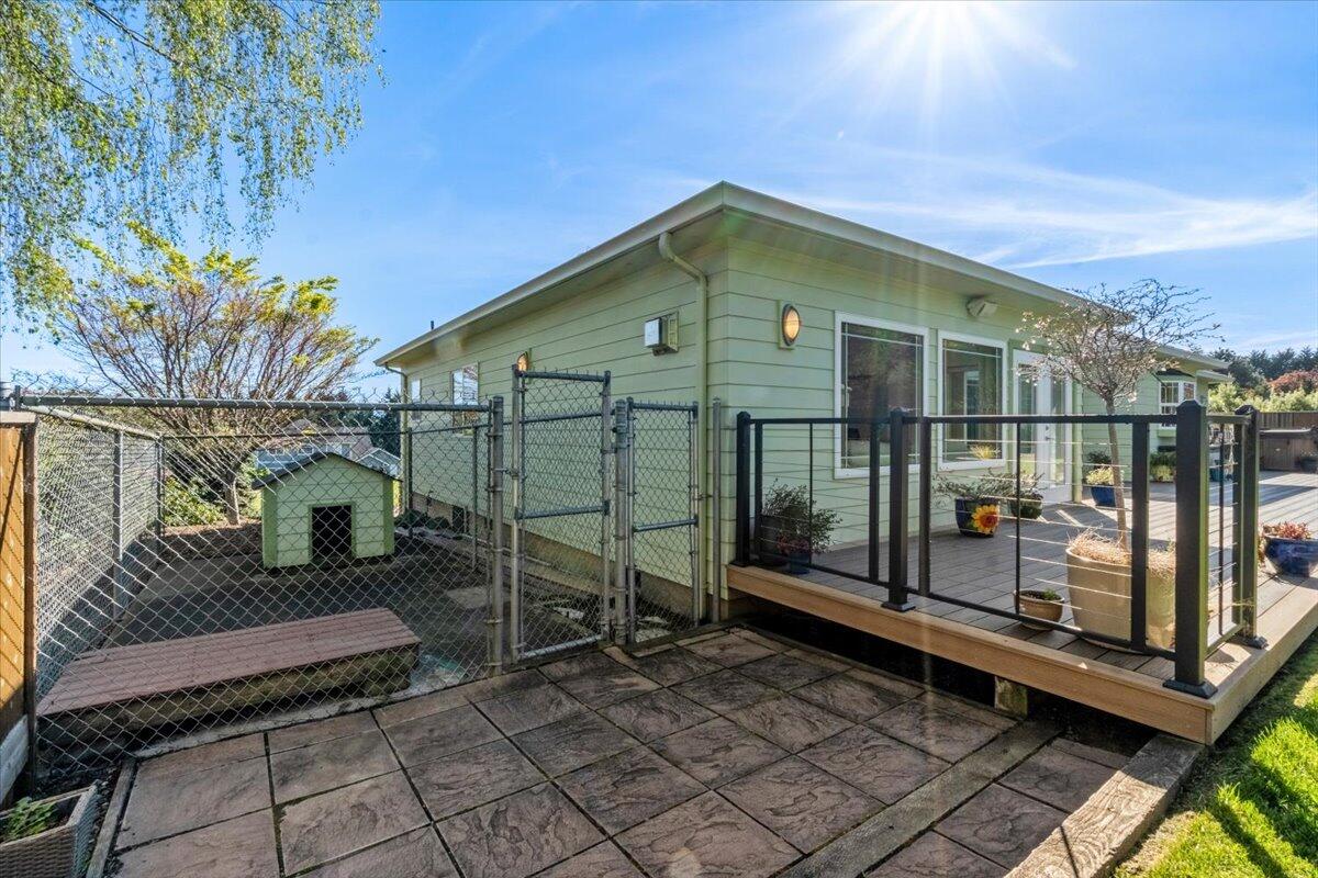 1163 Elizabeth Barcus Way