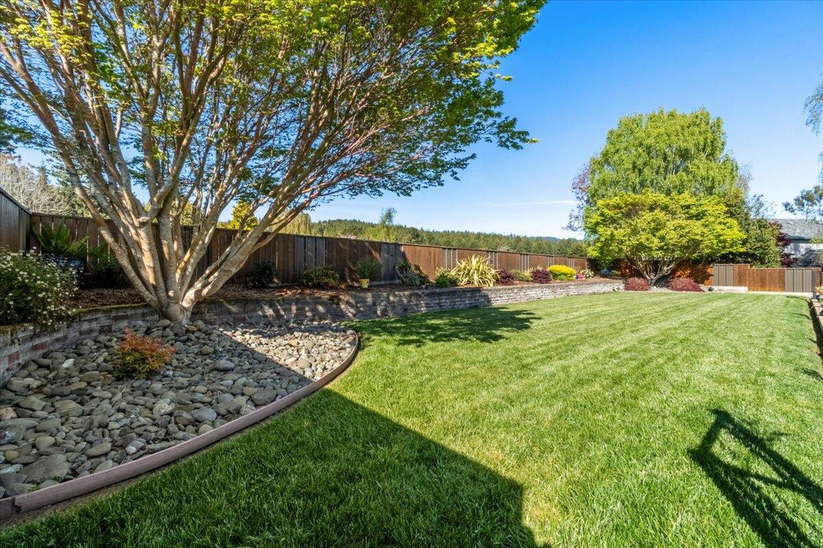 1163 Elizabeth Barcus Way