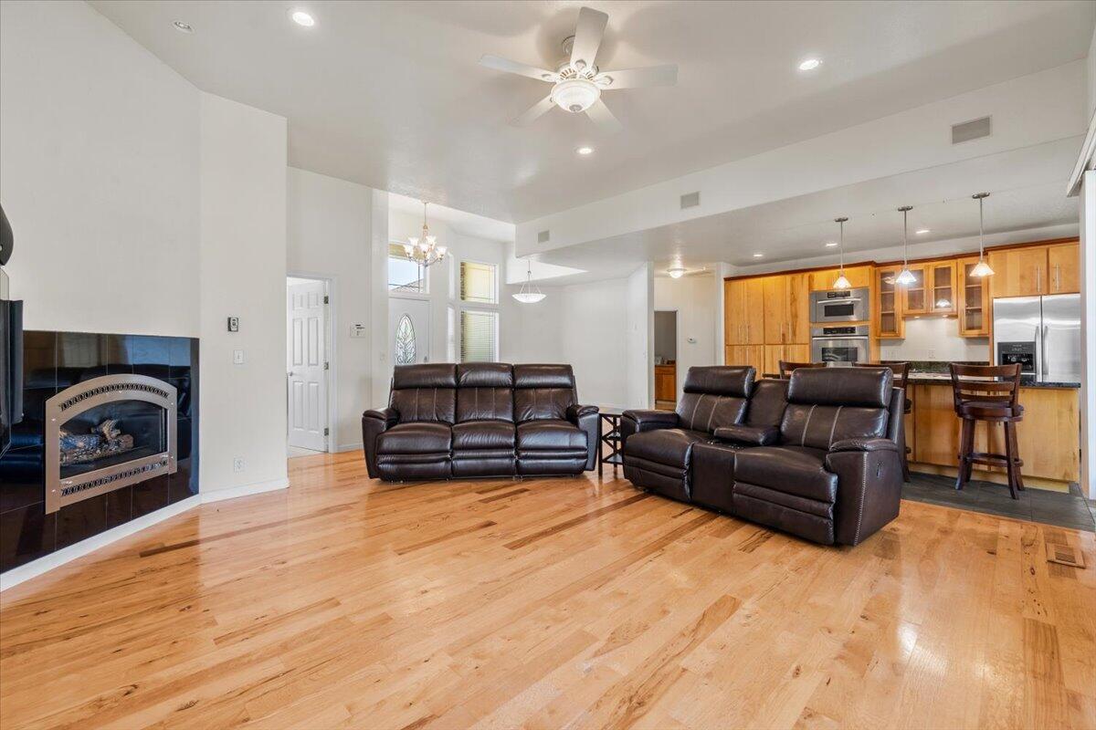 1163 Elizabeth Barcus Way