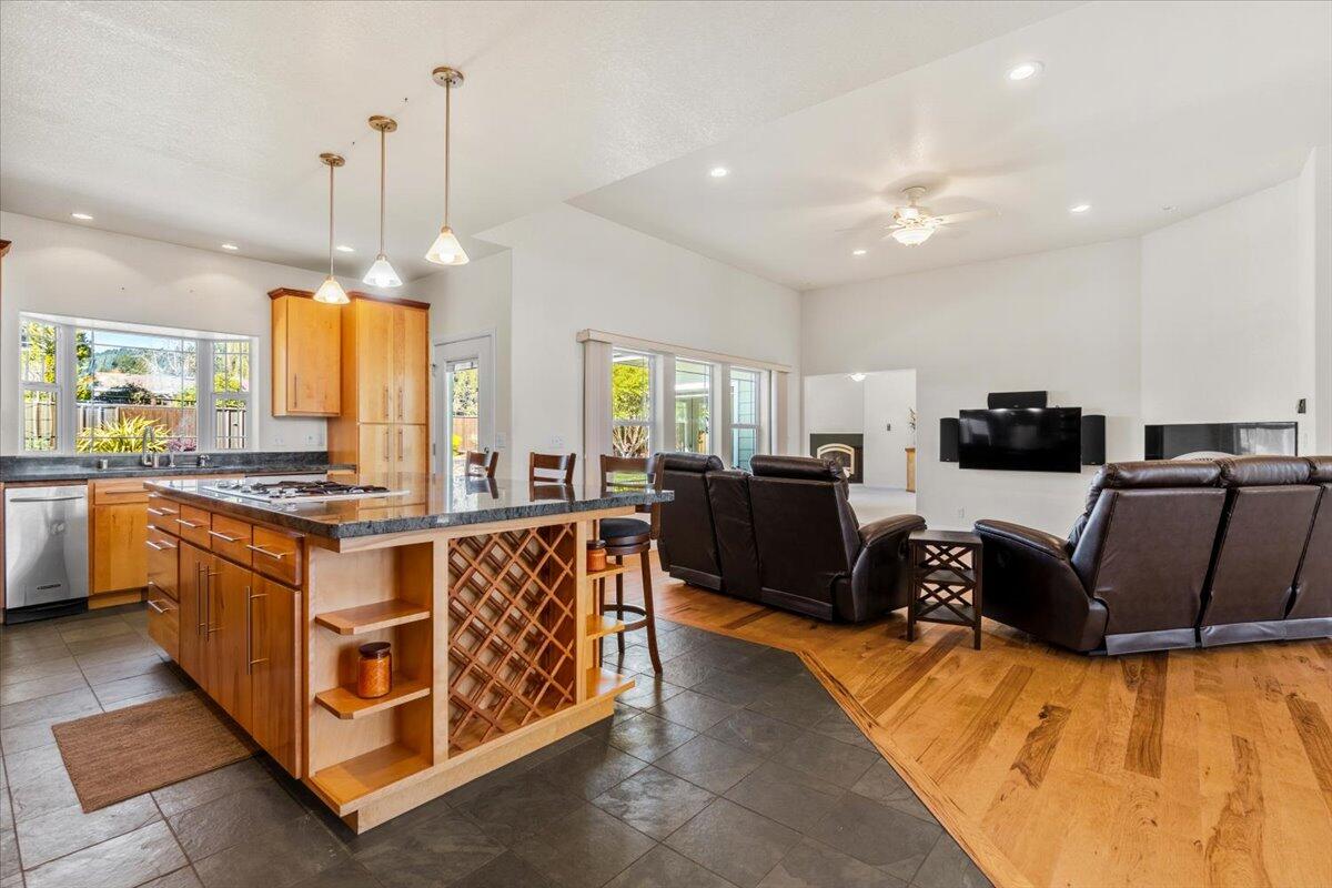 1163 Elizabeth Barcus Way