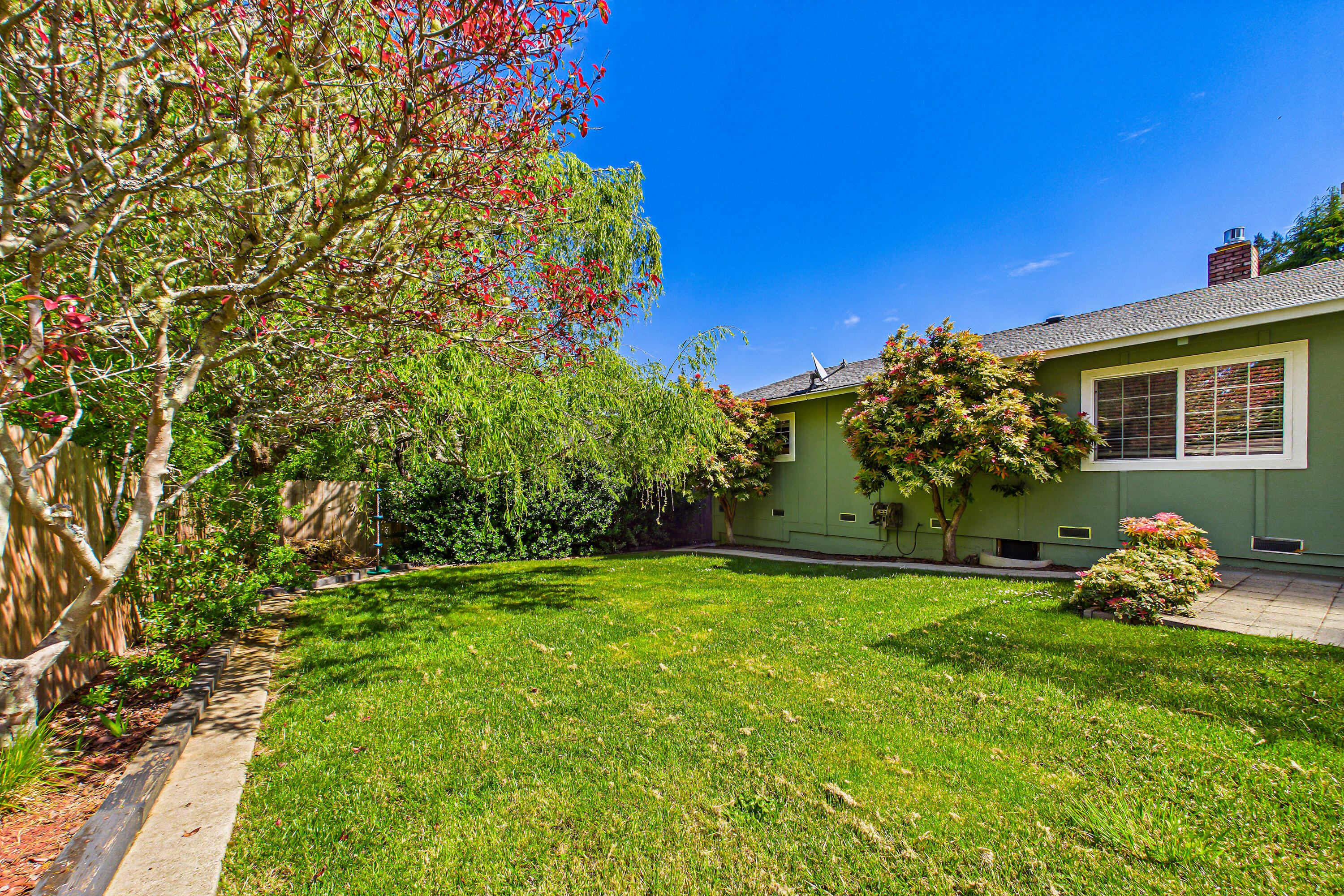 5850 Christopher Drive