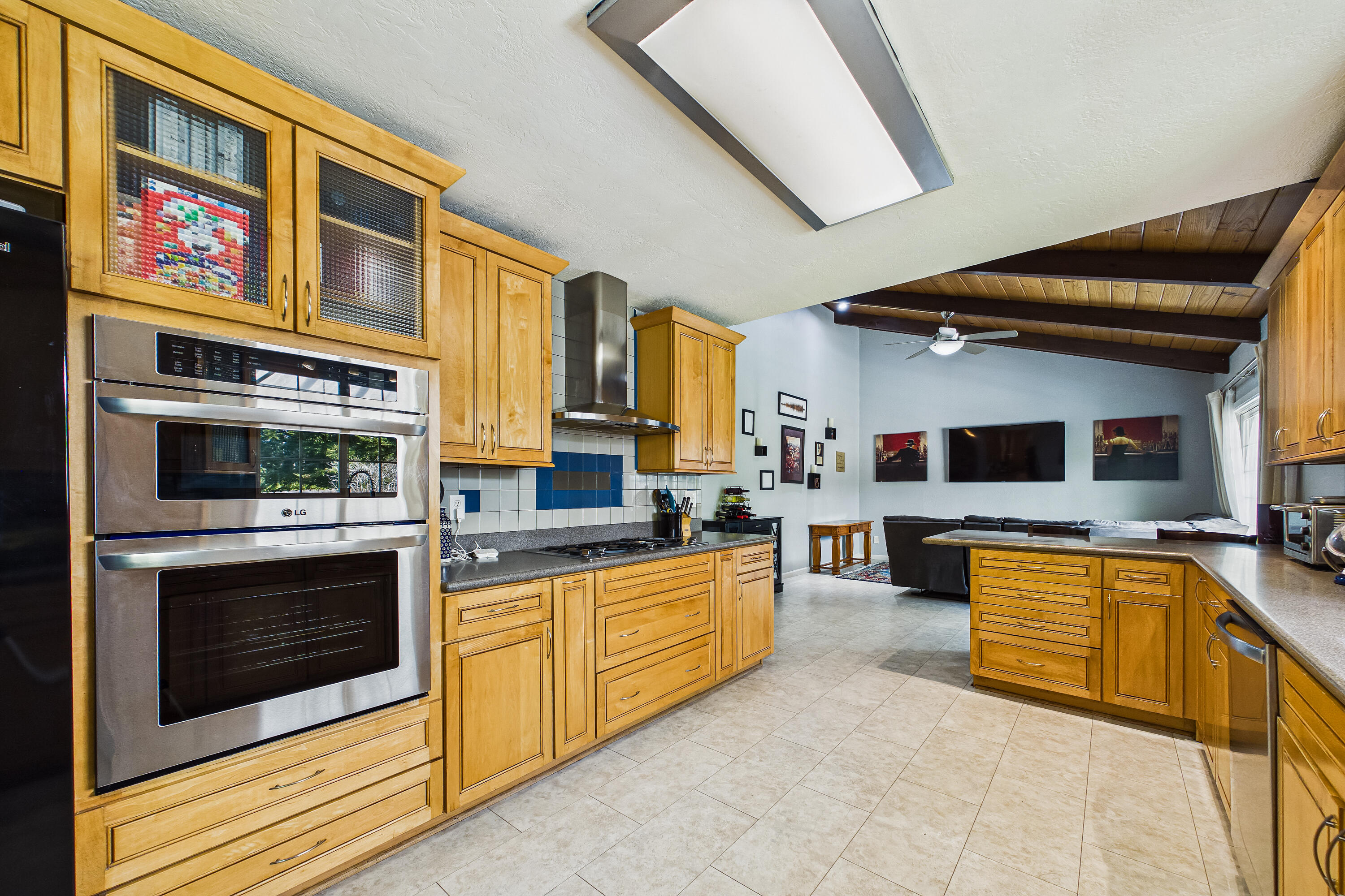 5850 Christopher Drive