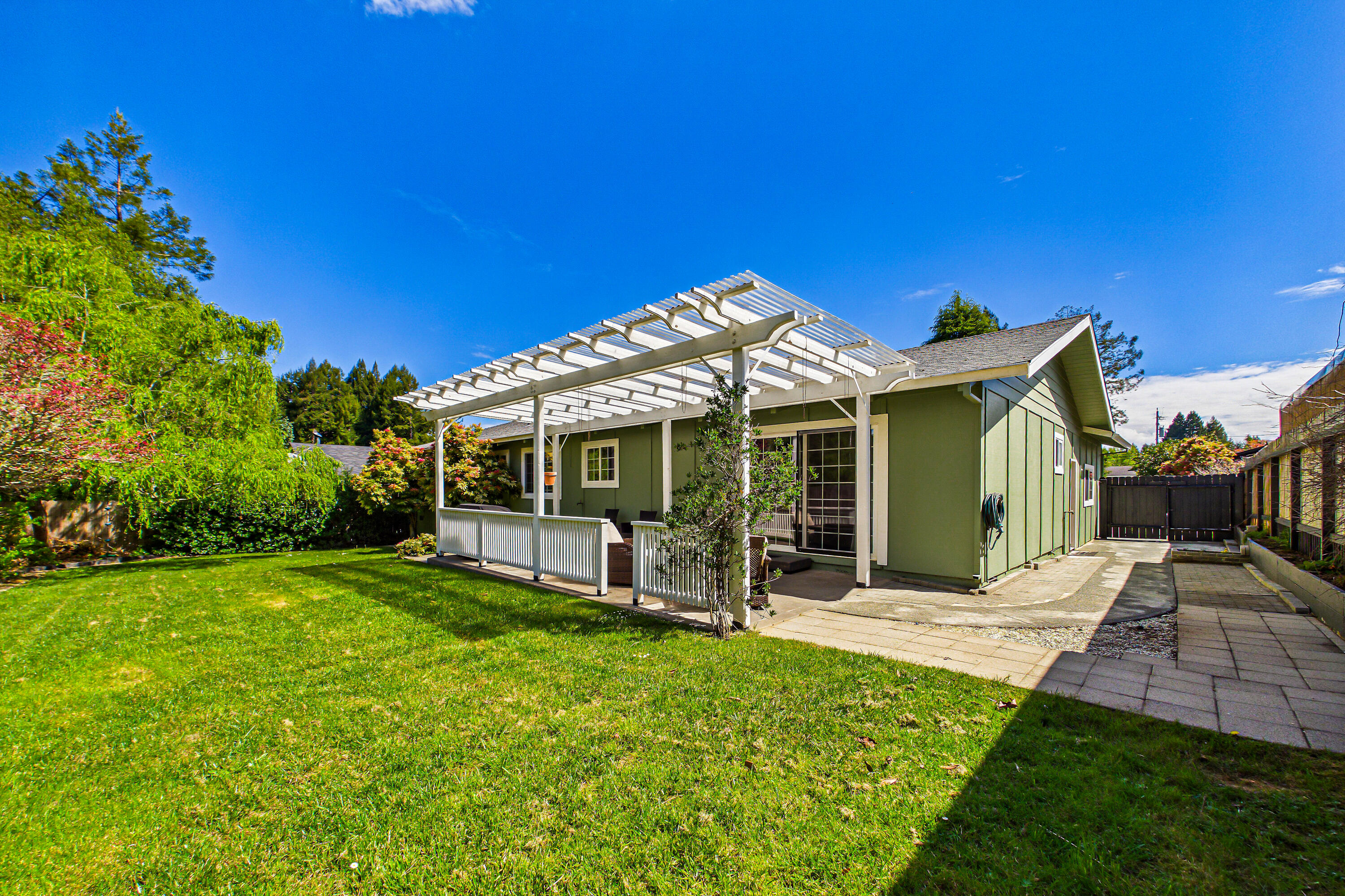 5850 Christopher Drive