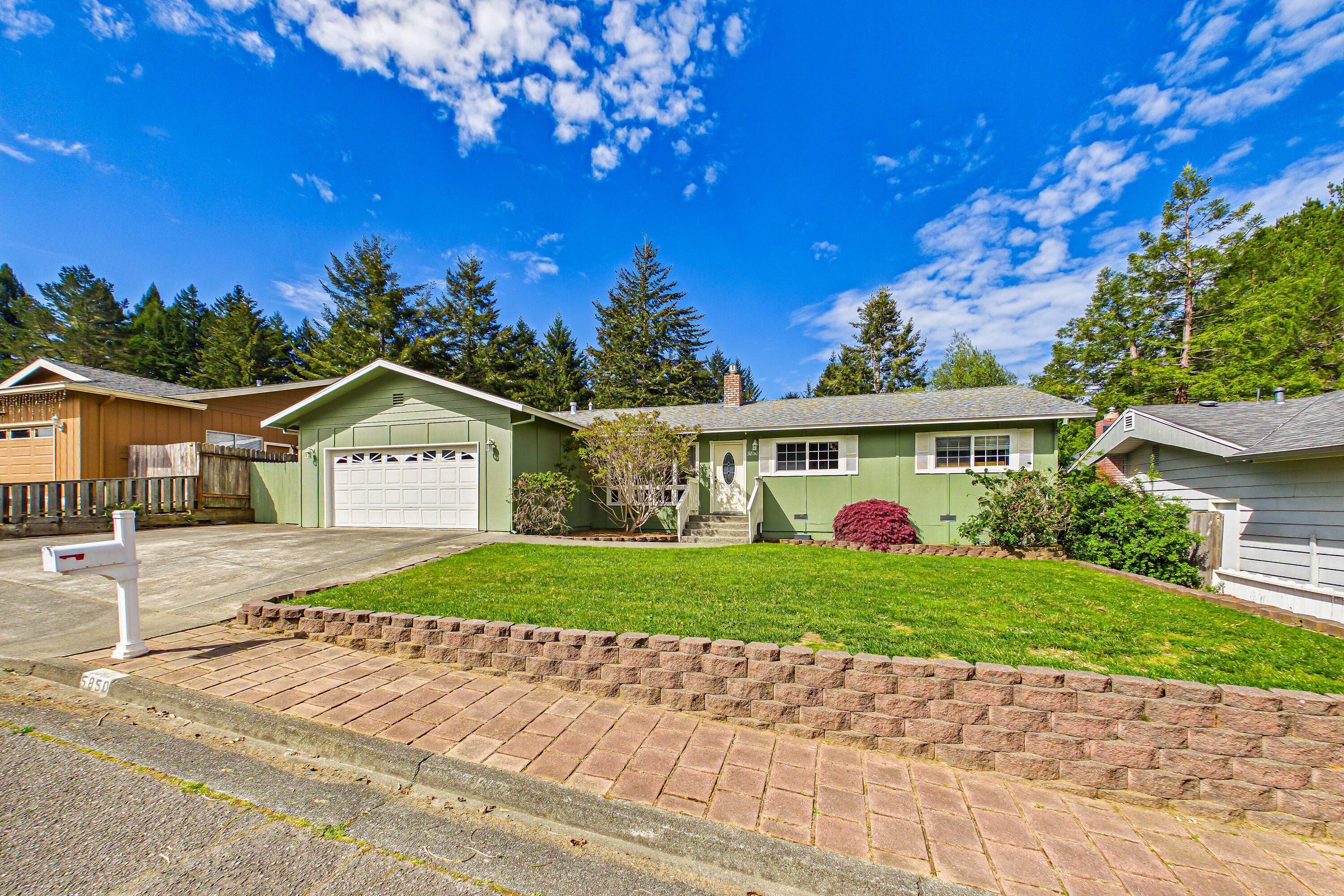 5850 Christopher Drive