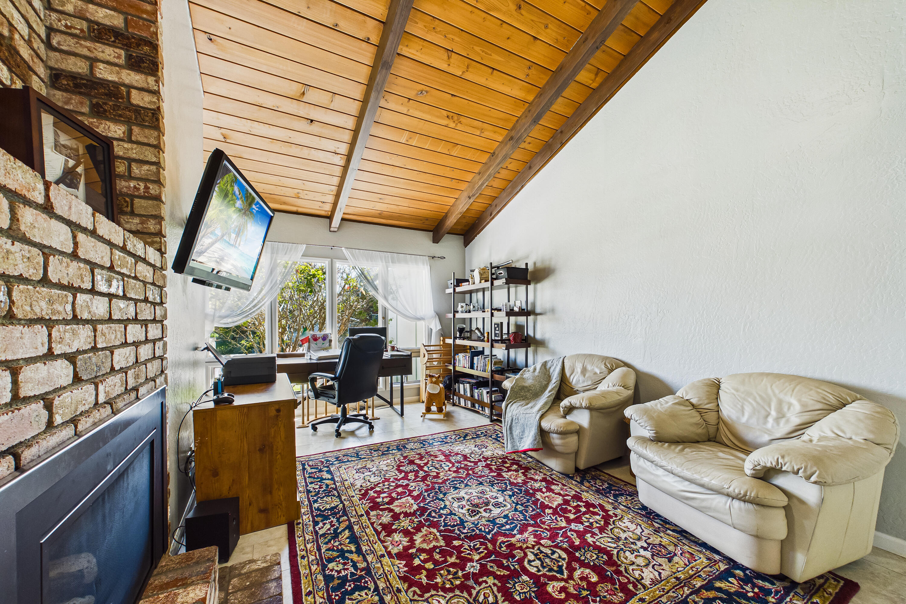 5850 Christopher Drive