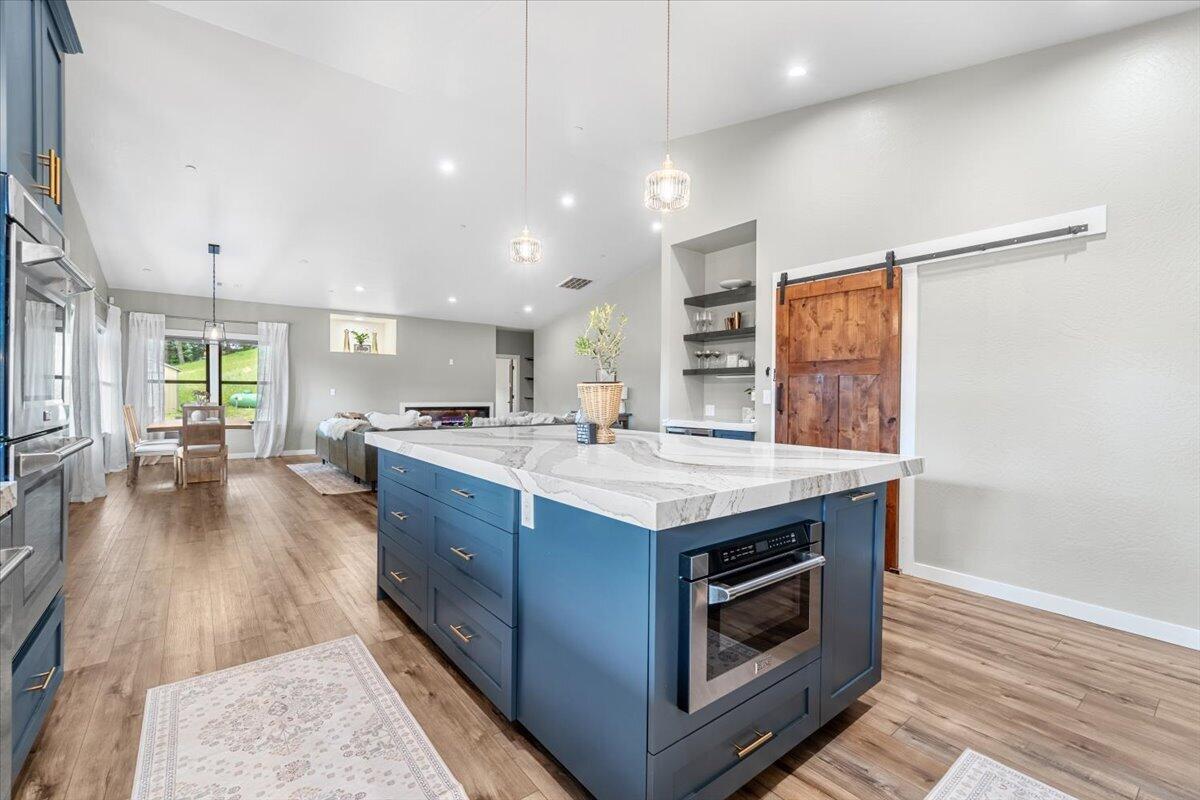 3092 Willis Lane