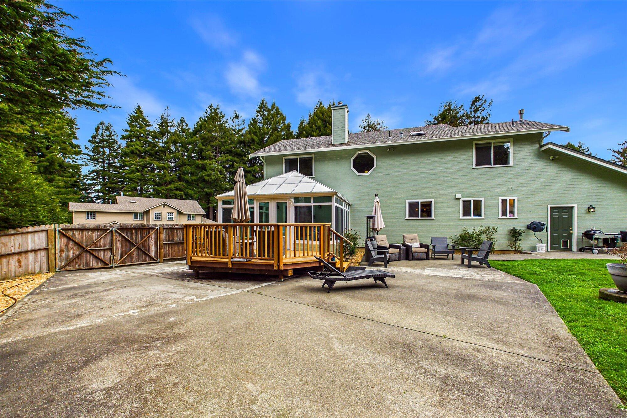 6295 Westridge Court
