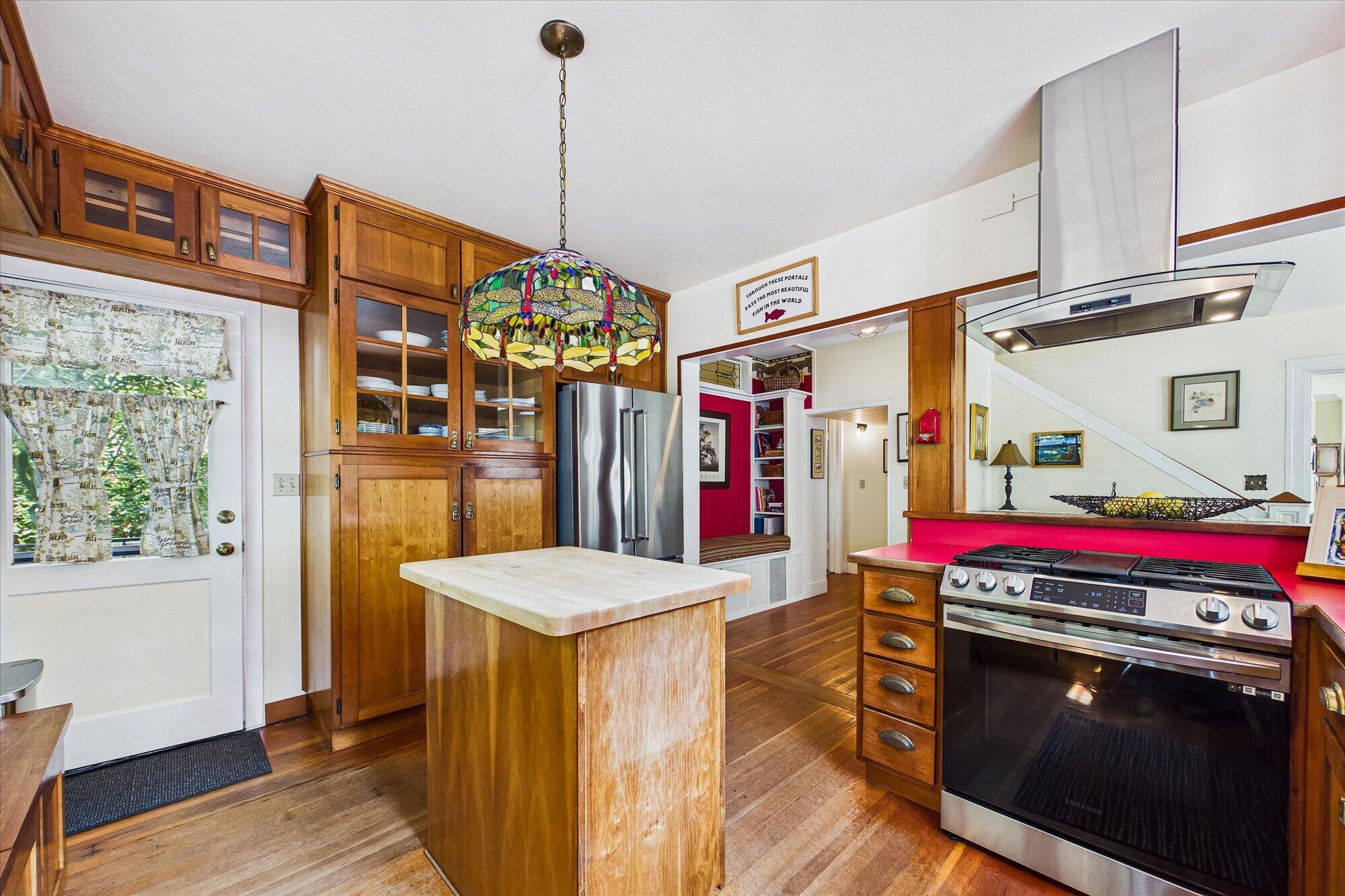 983 14th Street