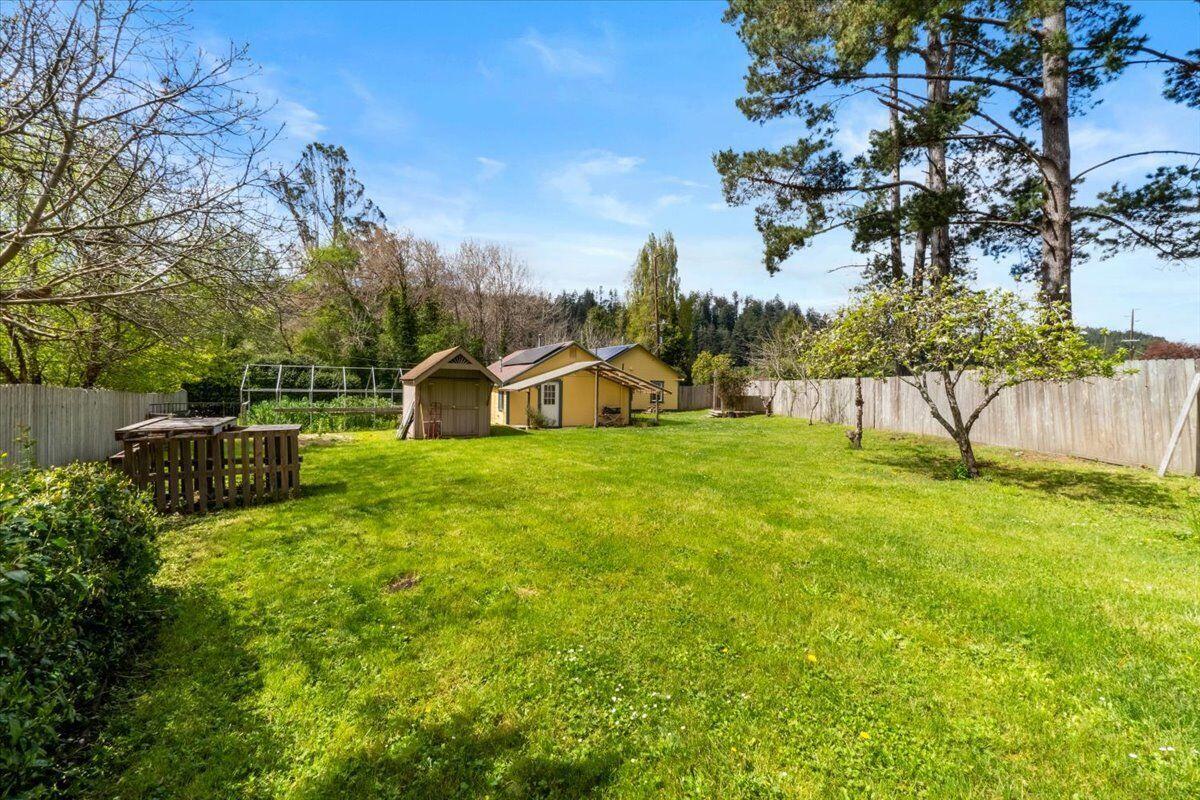 1433 Freshwater Road
