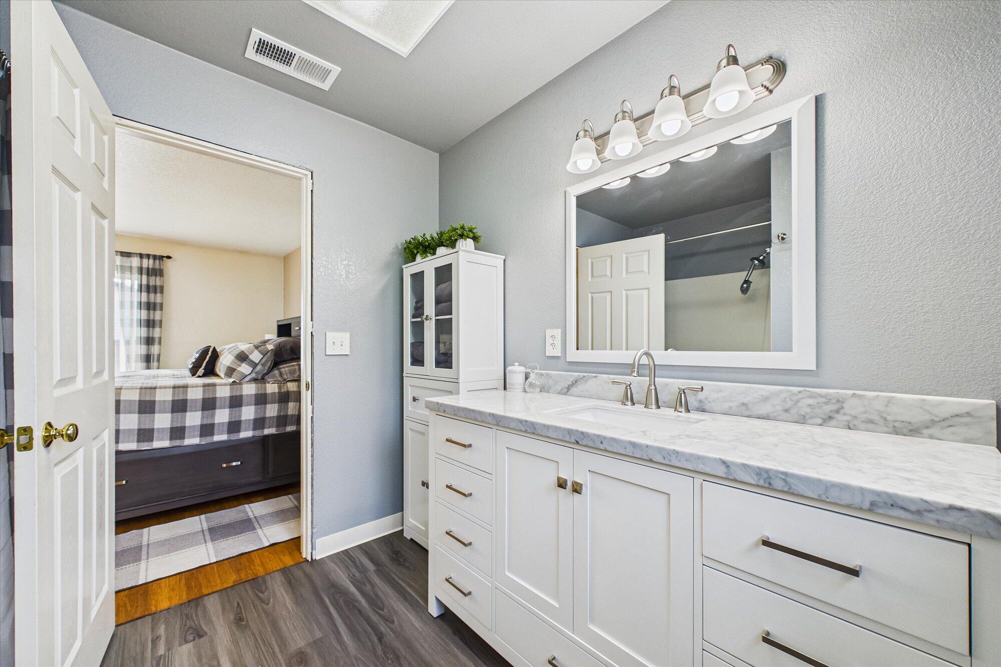 3568 Baxter Lane
