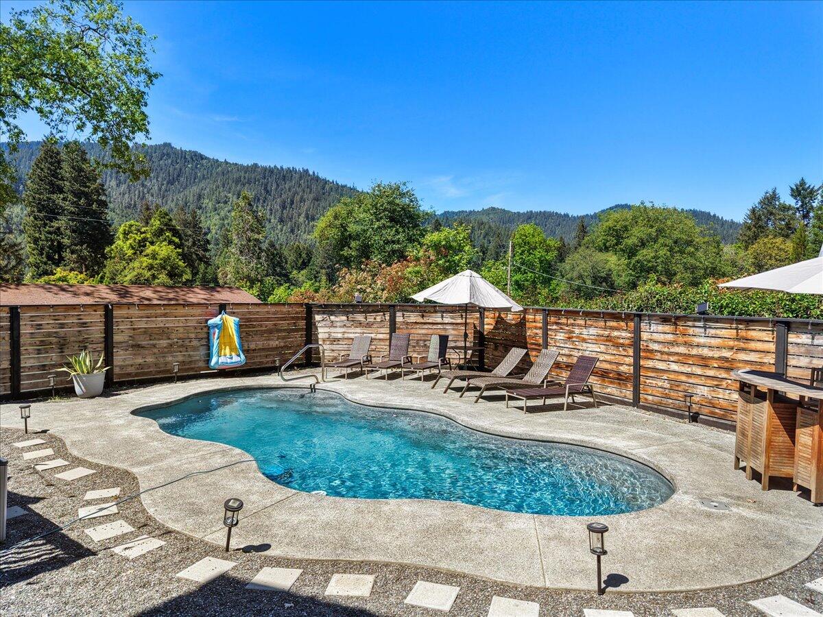 61 Sunset Place