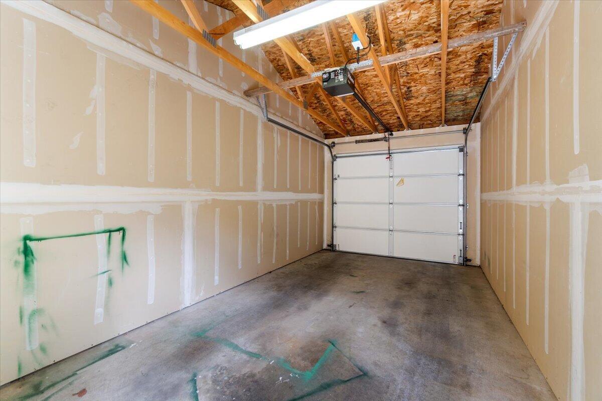 2959 Rainbow Lane