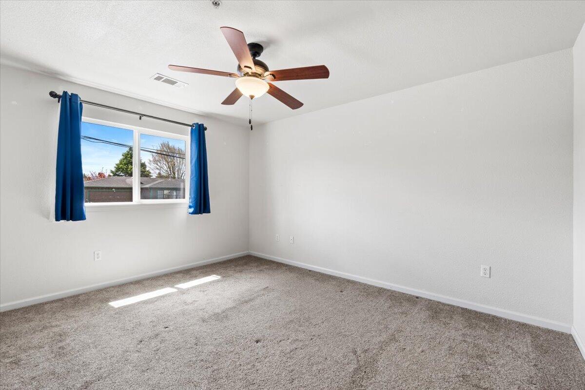 2959 Rainbow Lane