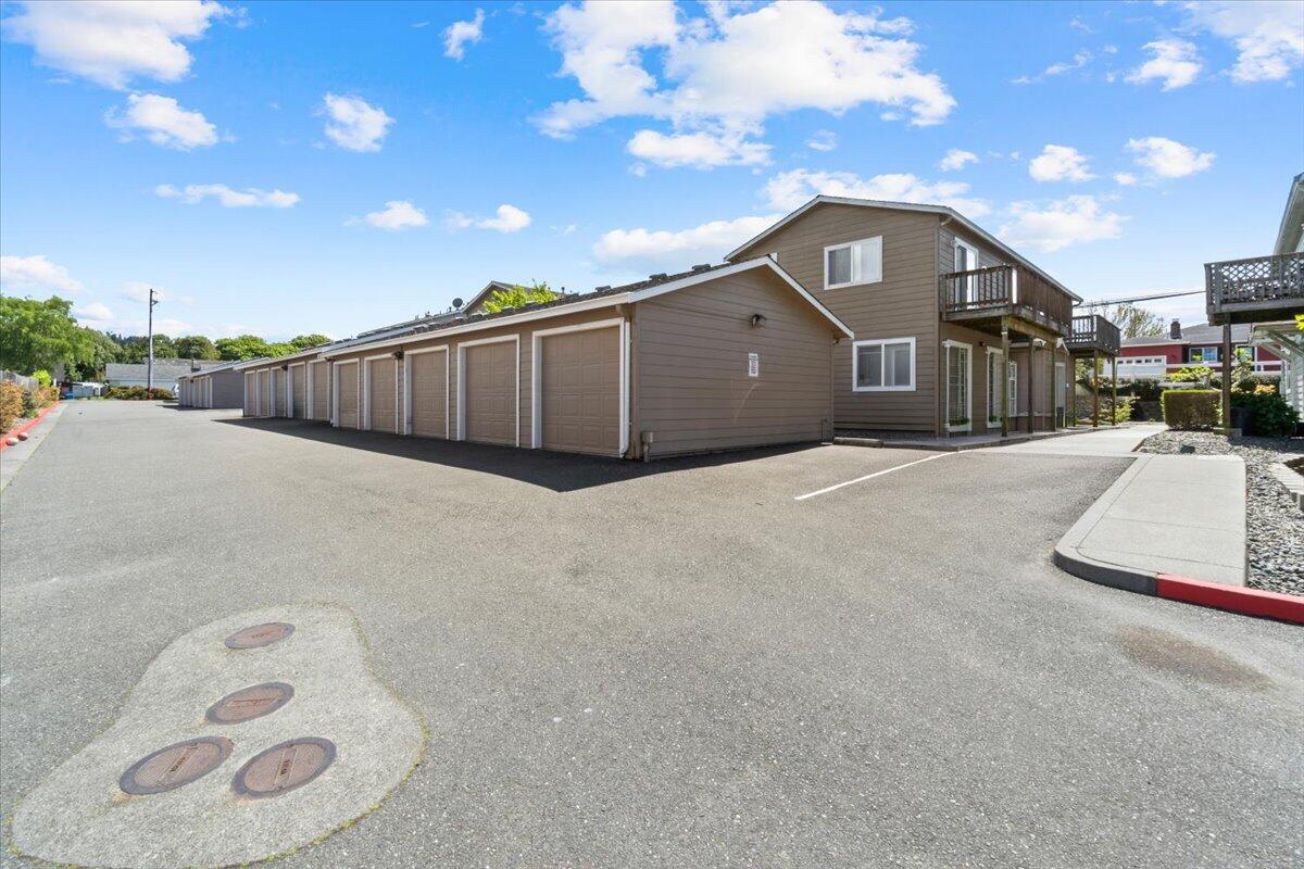 2959 Rainbow Lane
