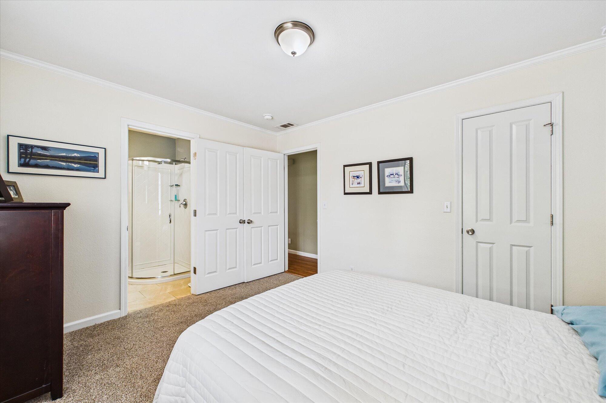 2561 Donna Drive