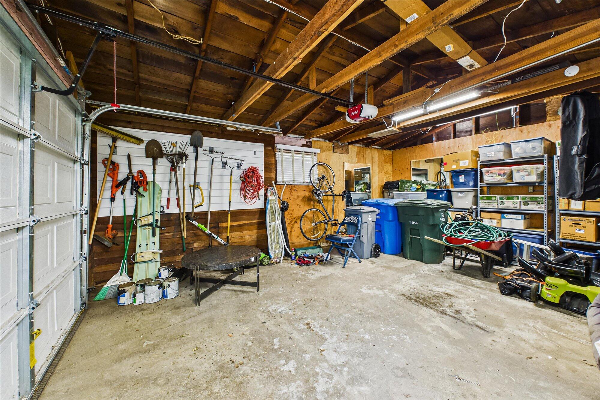 2561 Donna Drive