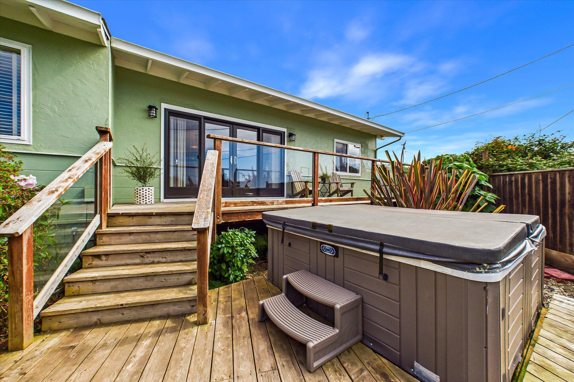 2561 Donna Drive