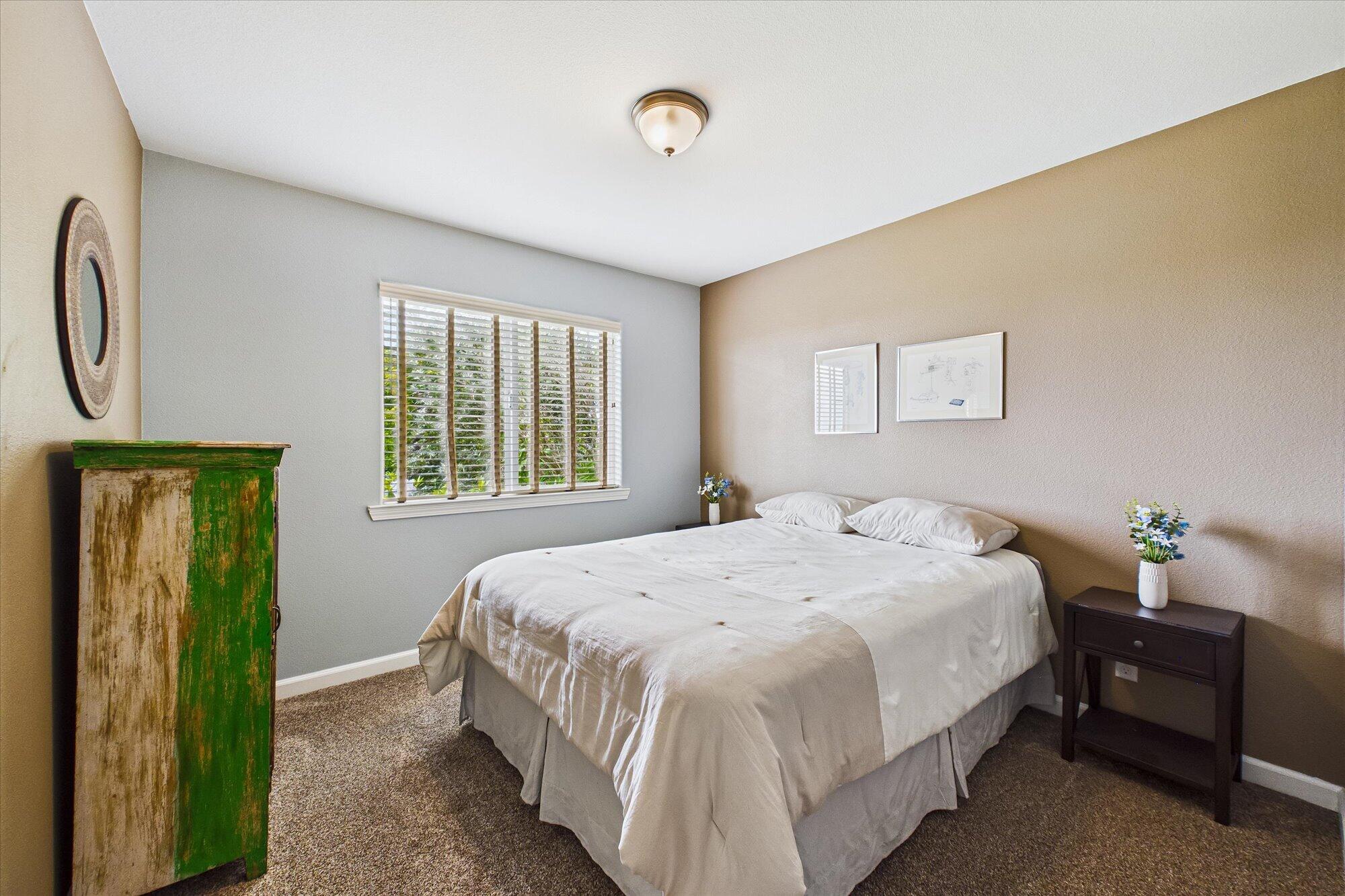2561 Donna Drive