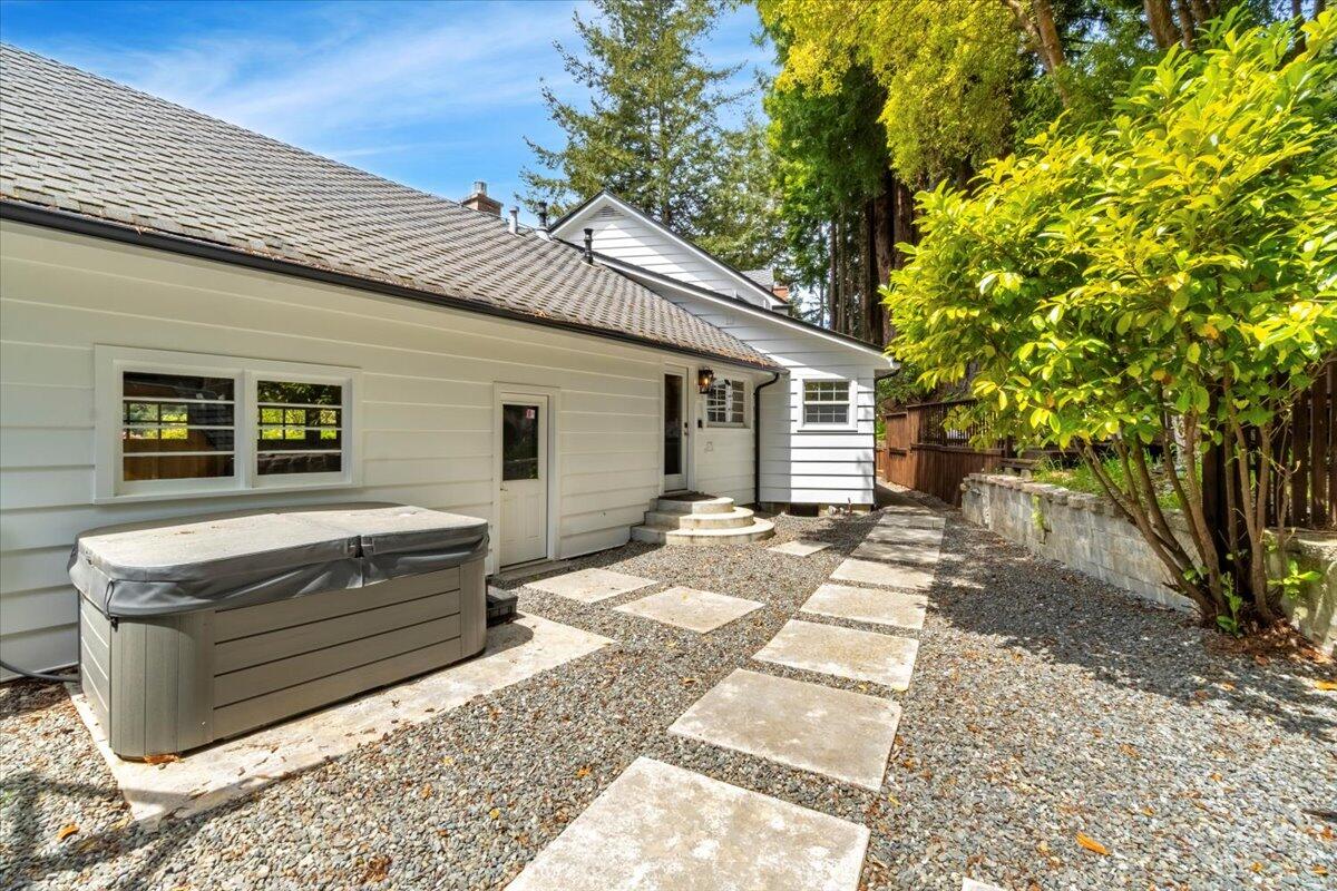 422 Shirley Boulevard