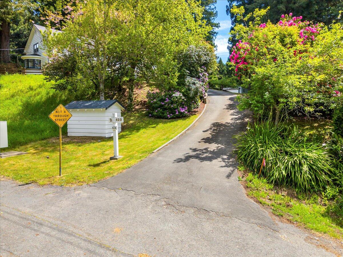 422 Shirley Boulevard