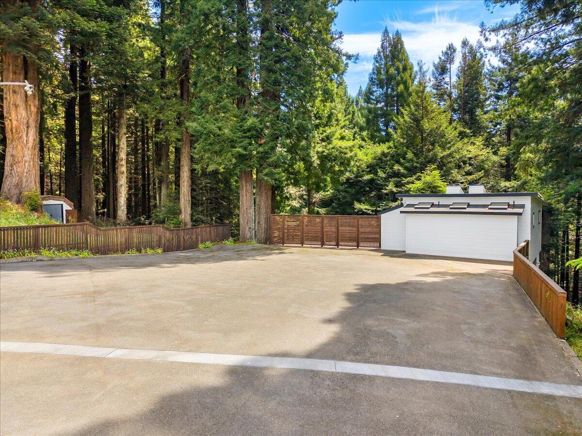 422 Shirley Boulevard