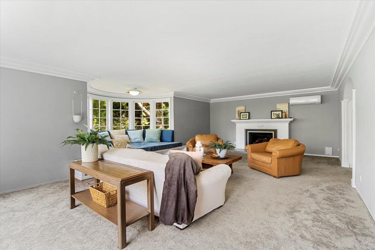 422 Shirley Boulevard