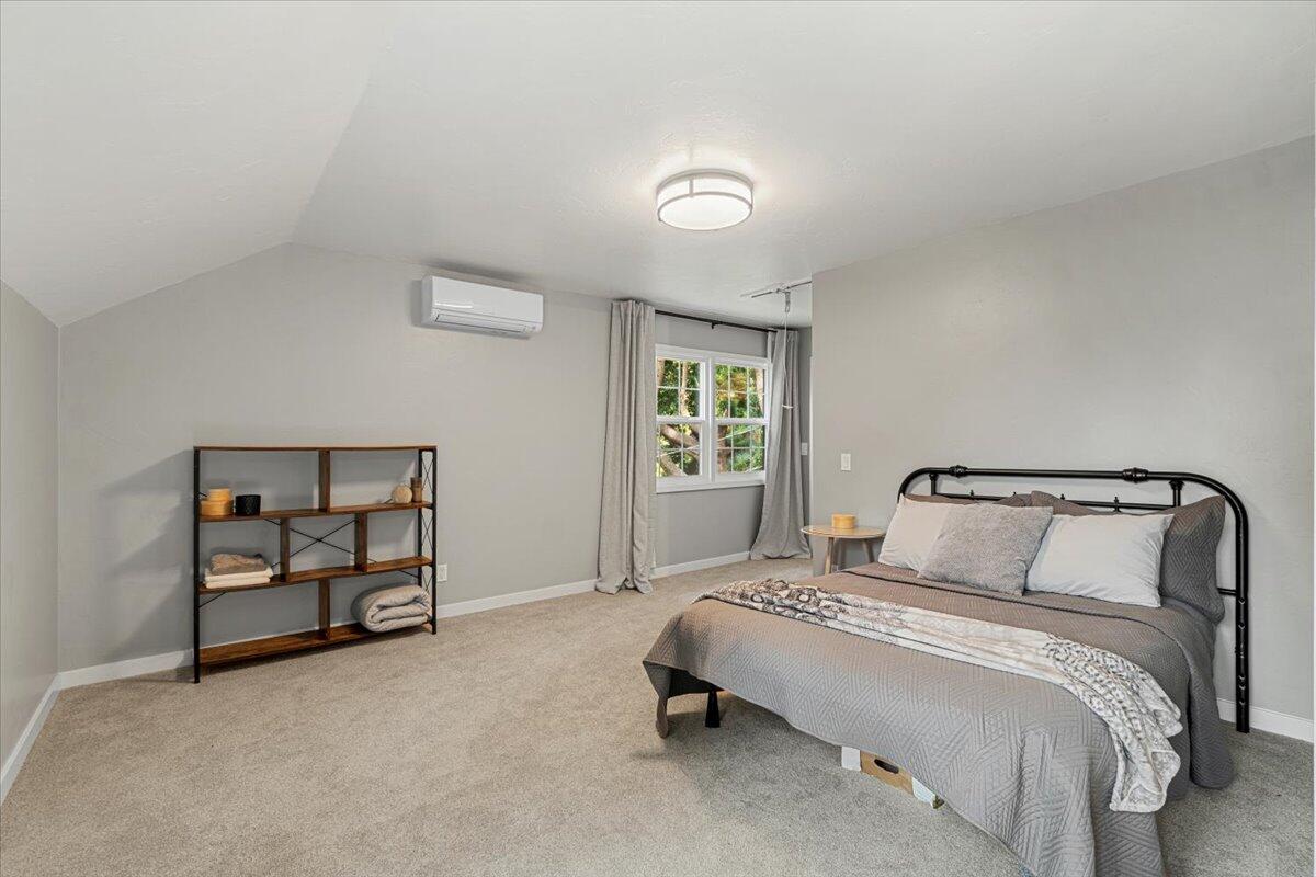 422 Shirley Boulevard