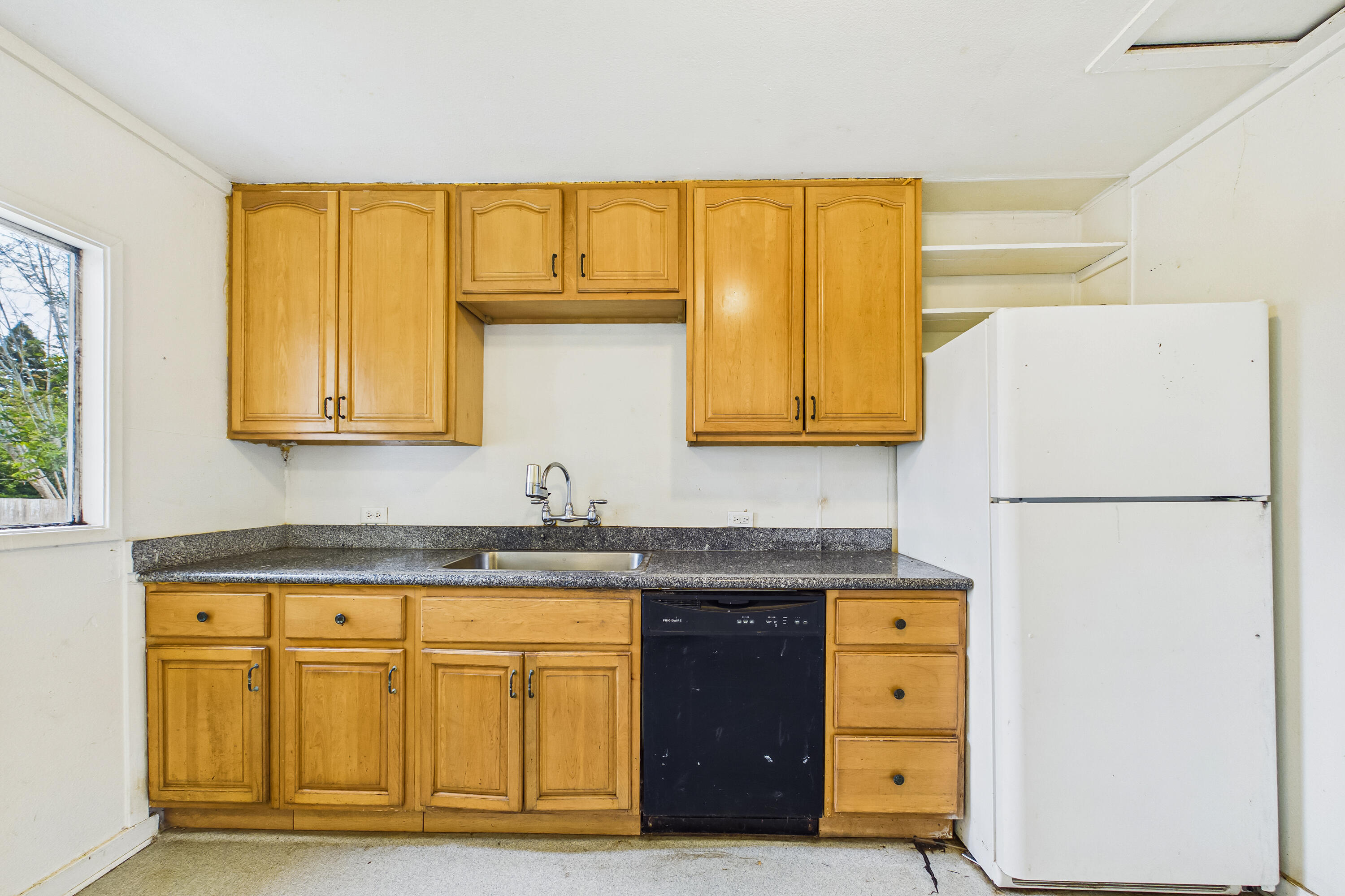 829/831 Westgate Drive