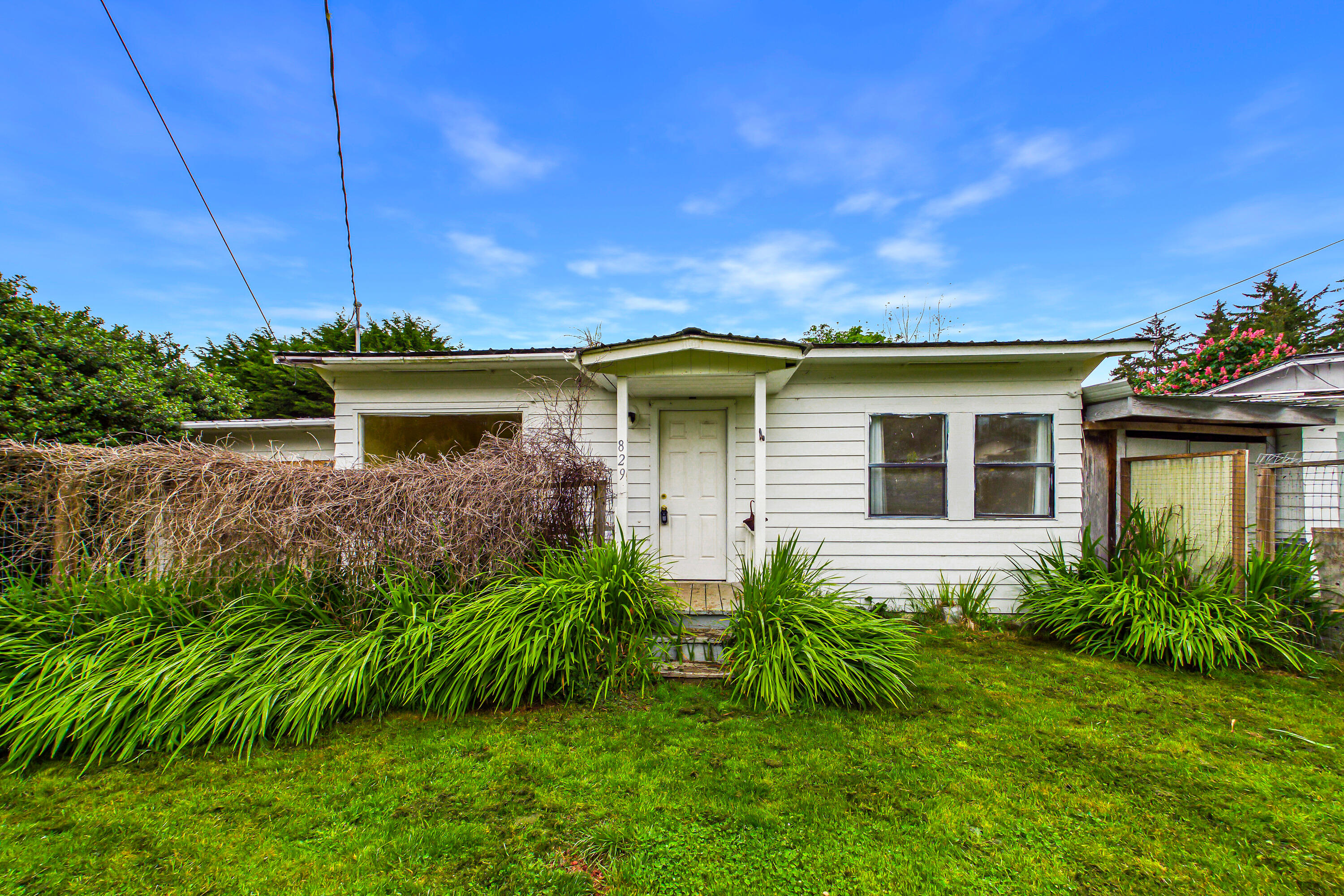 829/831 Westgate Drive