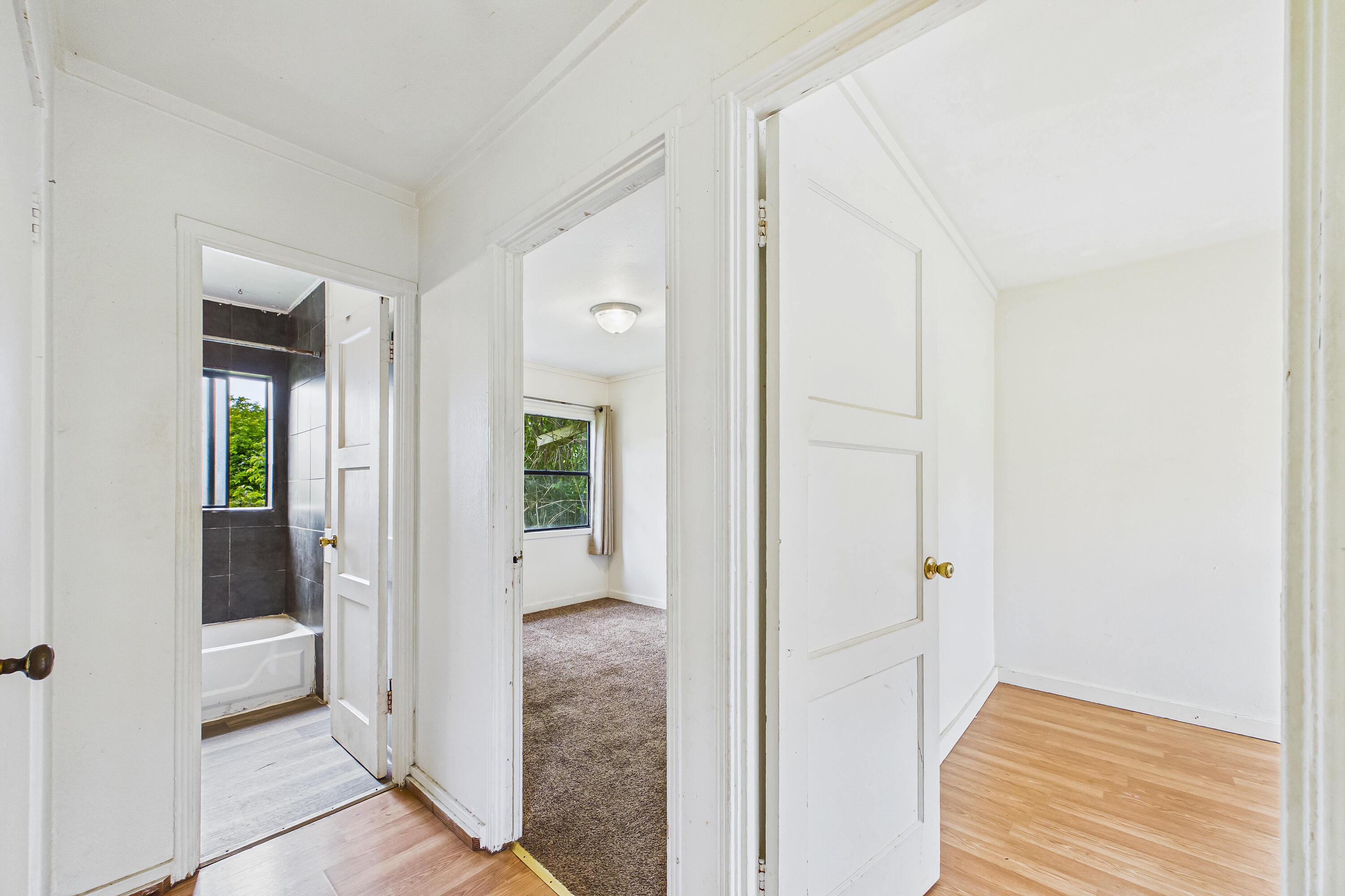 829/831 Westgate Drive