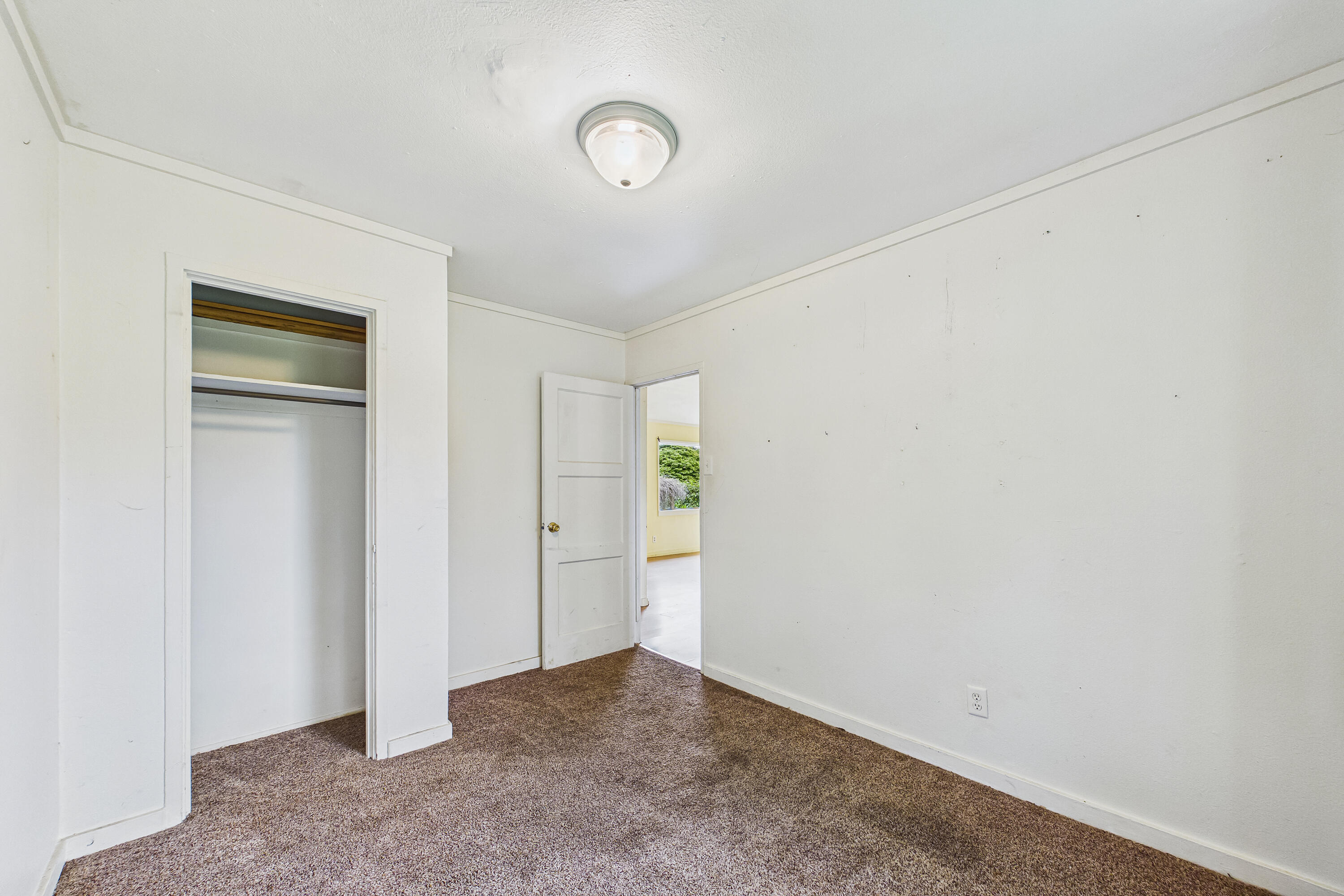 829/831 Westgate Drive