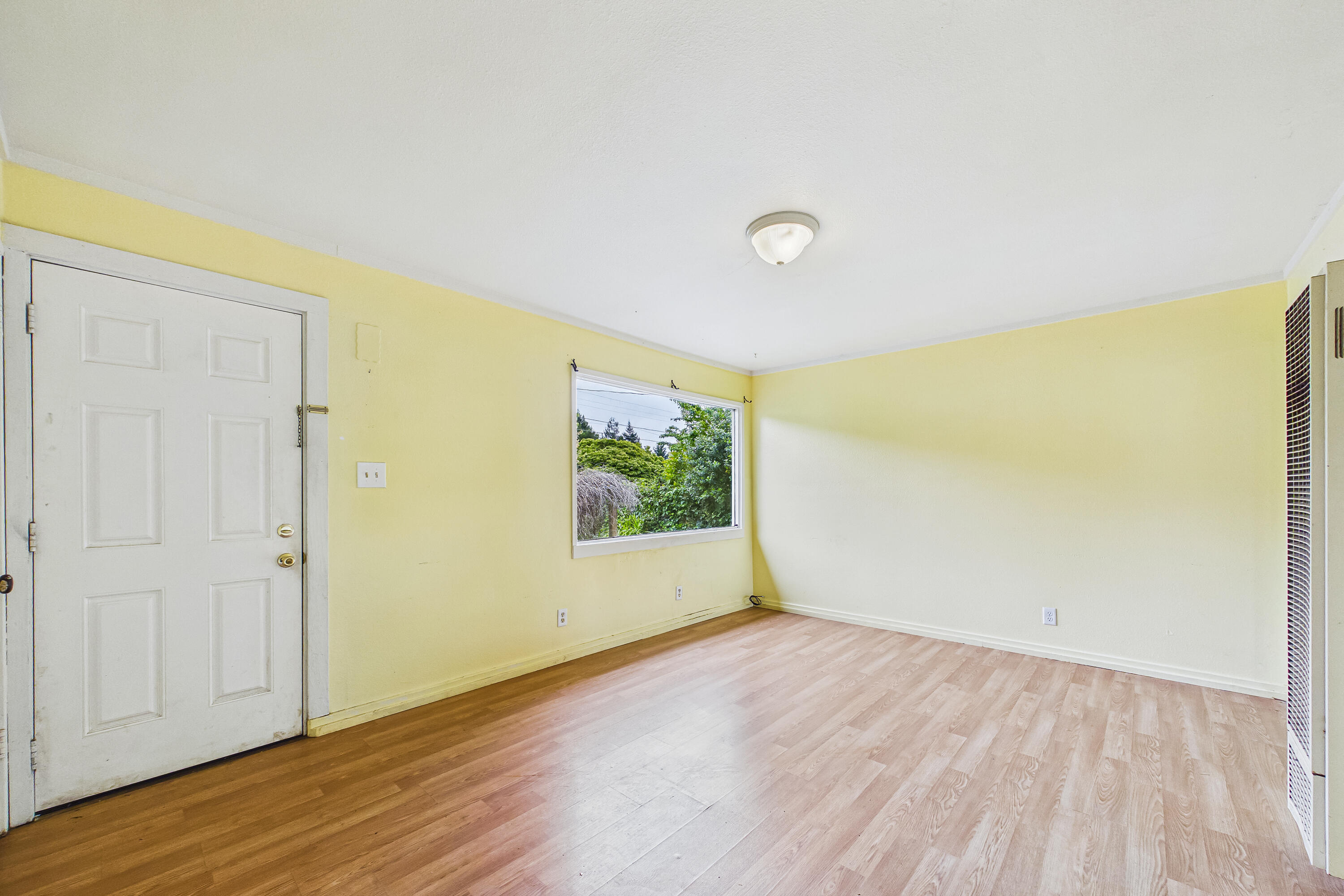 829/831 Westgate Drive