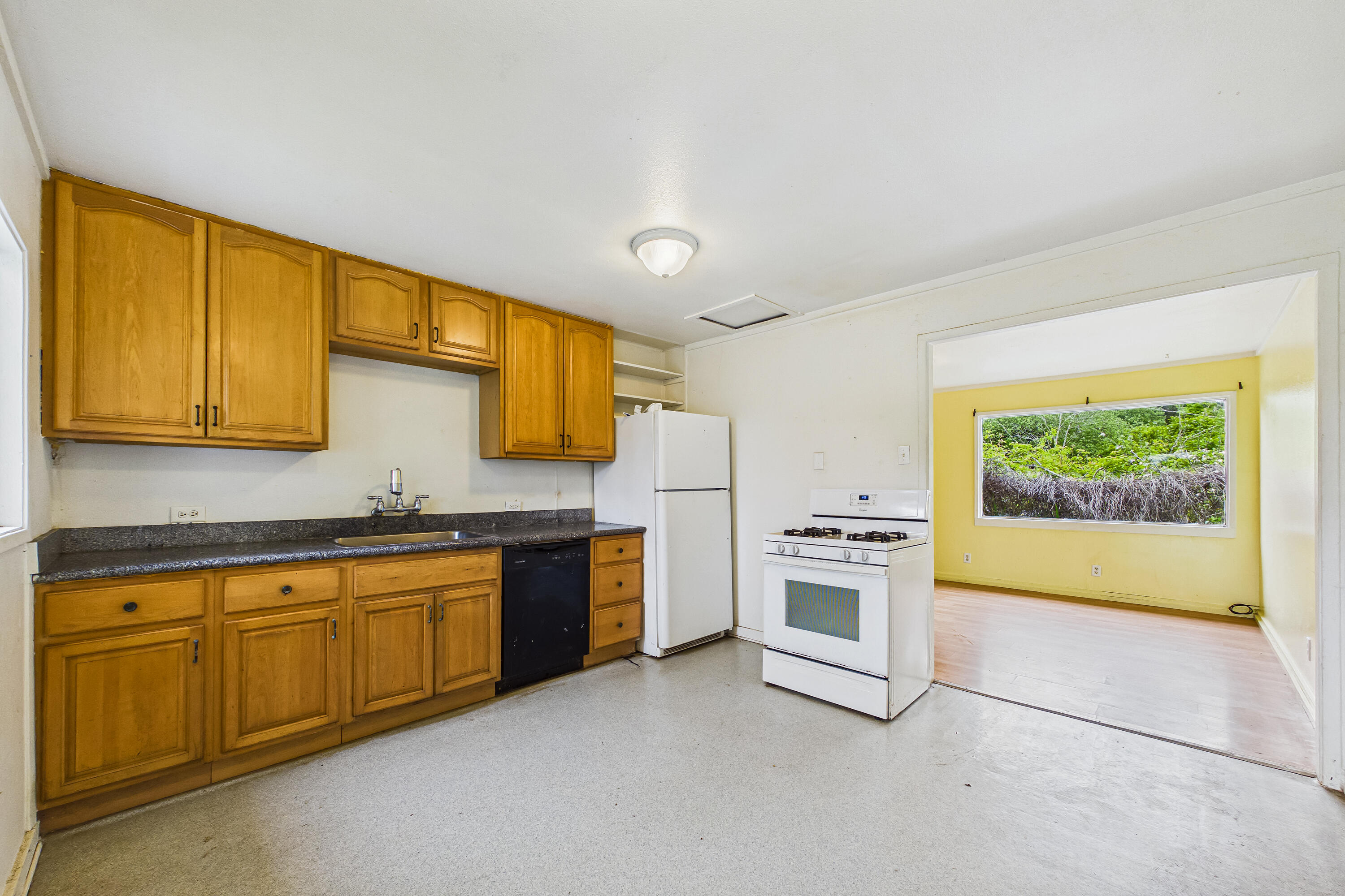 829/831 Westgate Drive