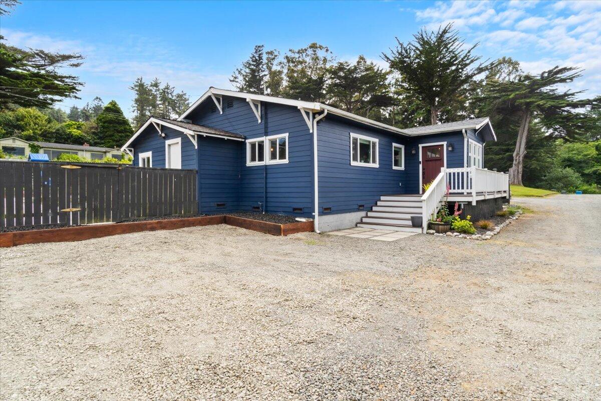 6447 Humboldt Hill Road